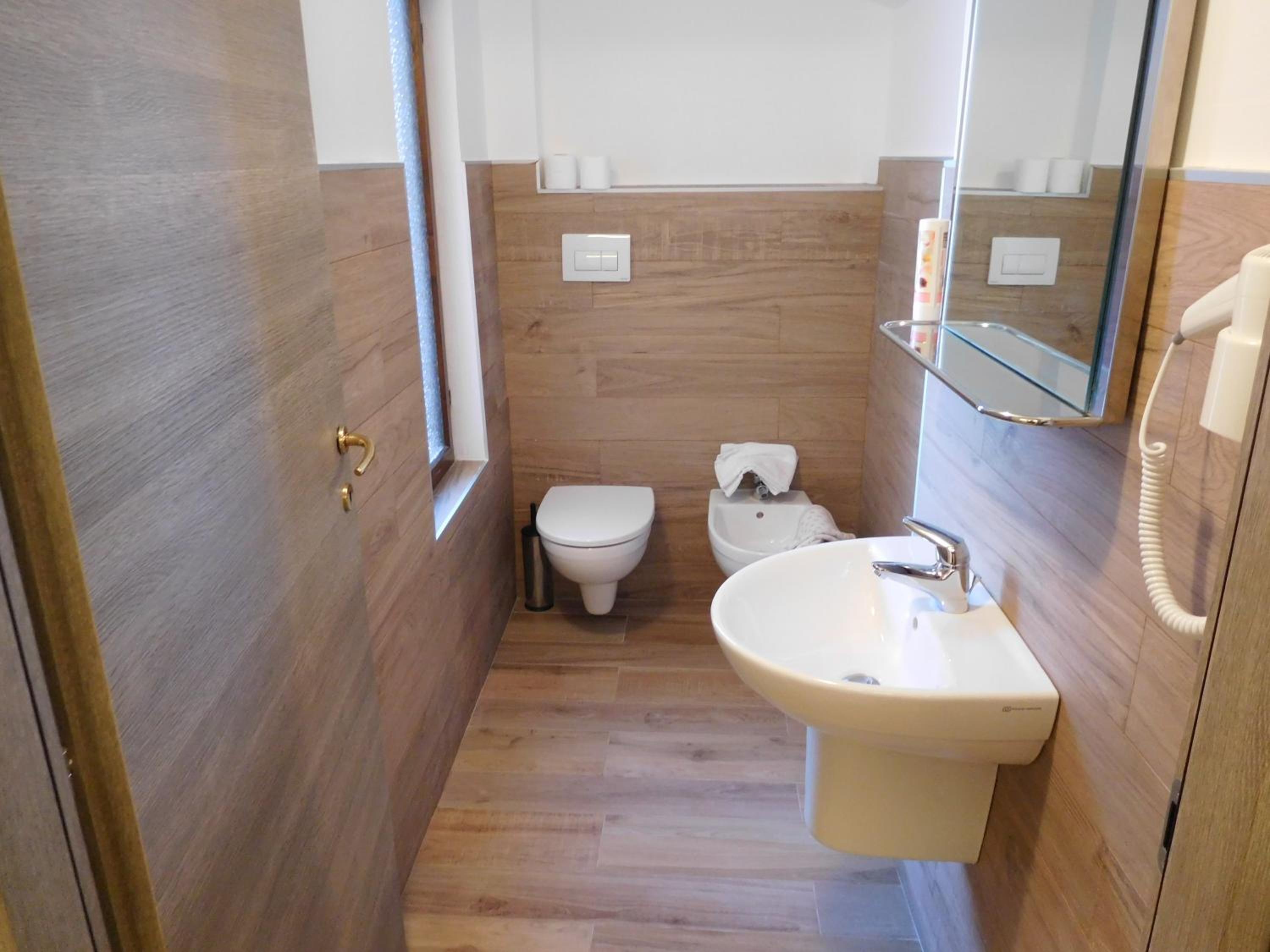 Standard Quadruple Room photo 3