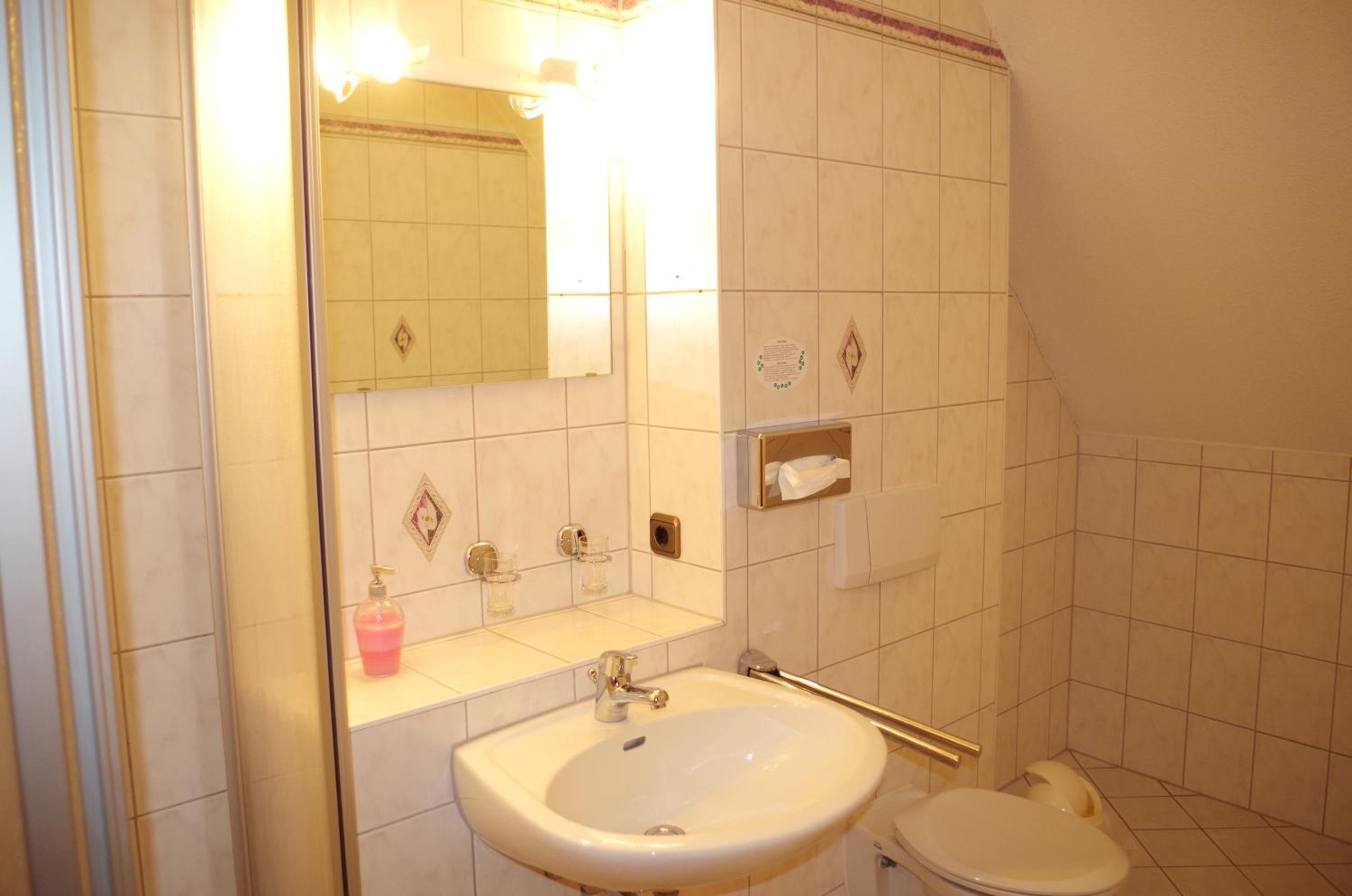 Large Double Room photo 3