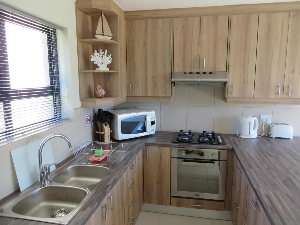One-Bedroom House photo 2
