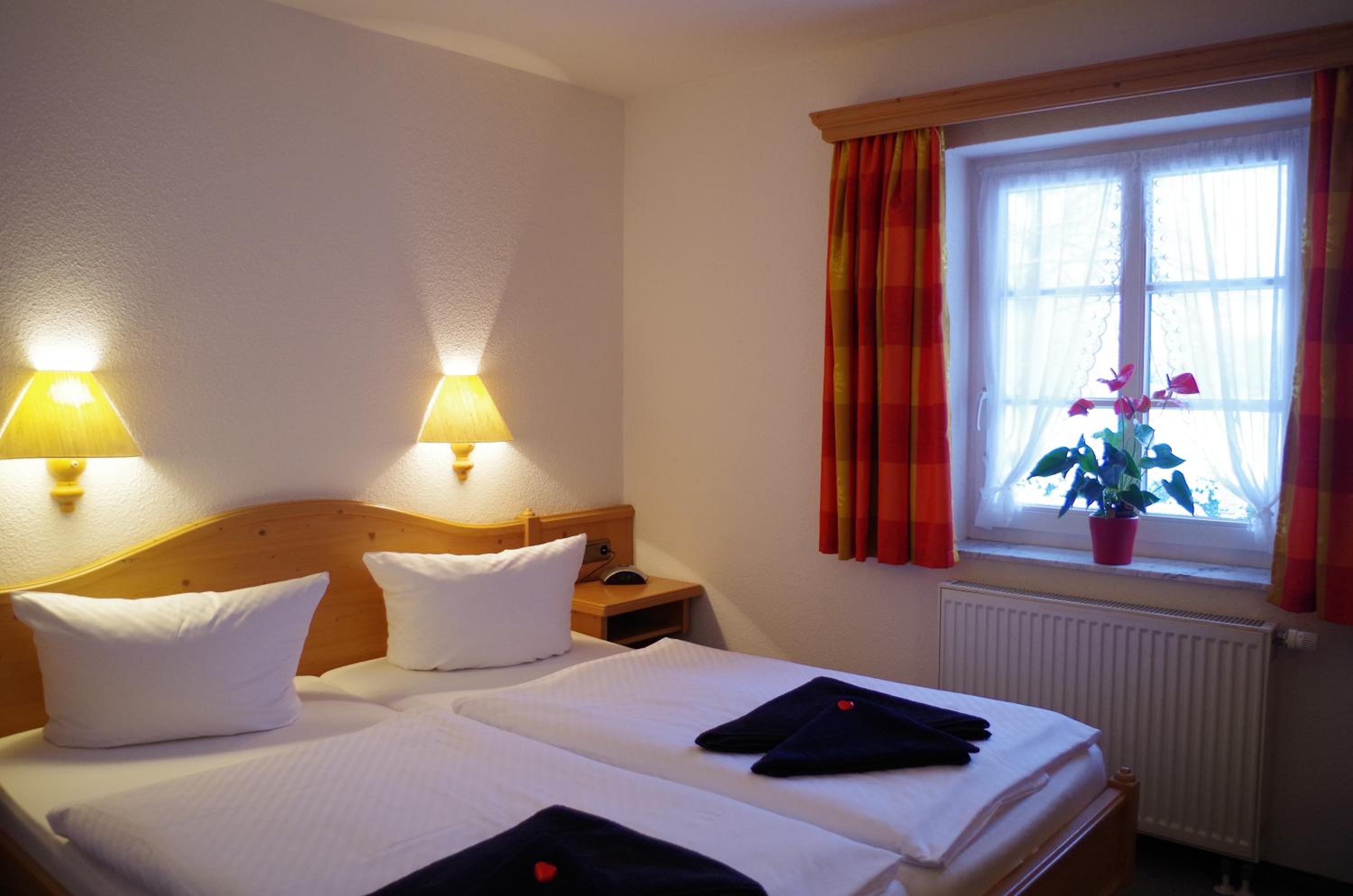 Standard Double Room photo 2