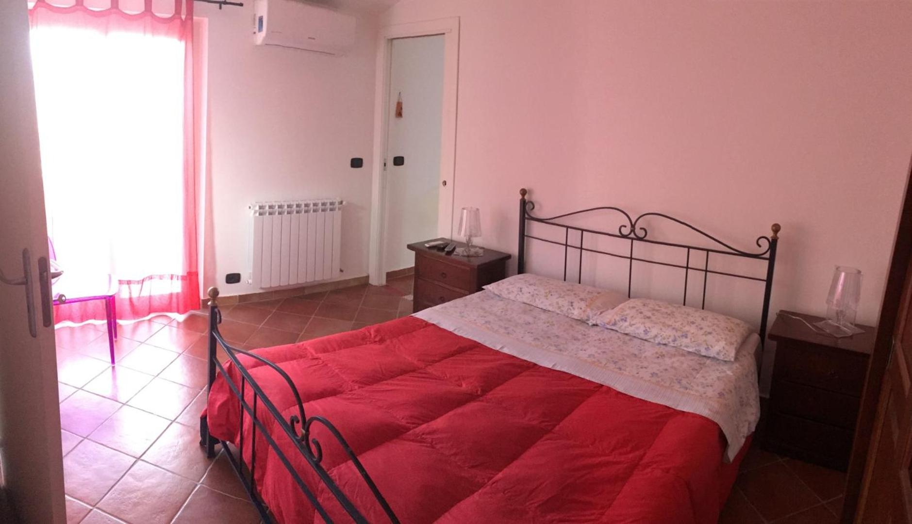 Deluxe Double Room with Shower photo 3