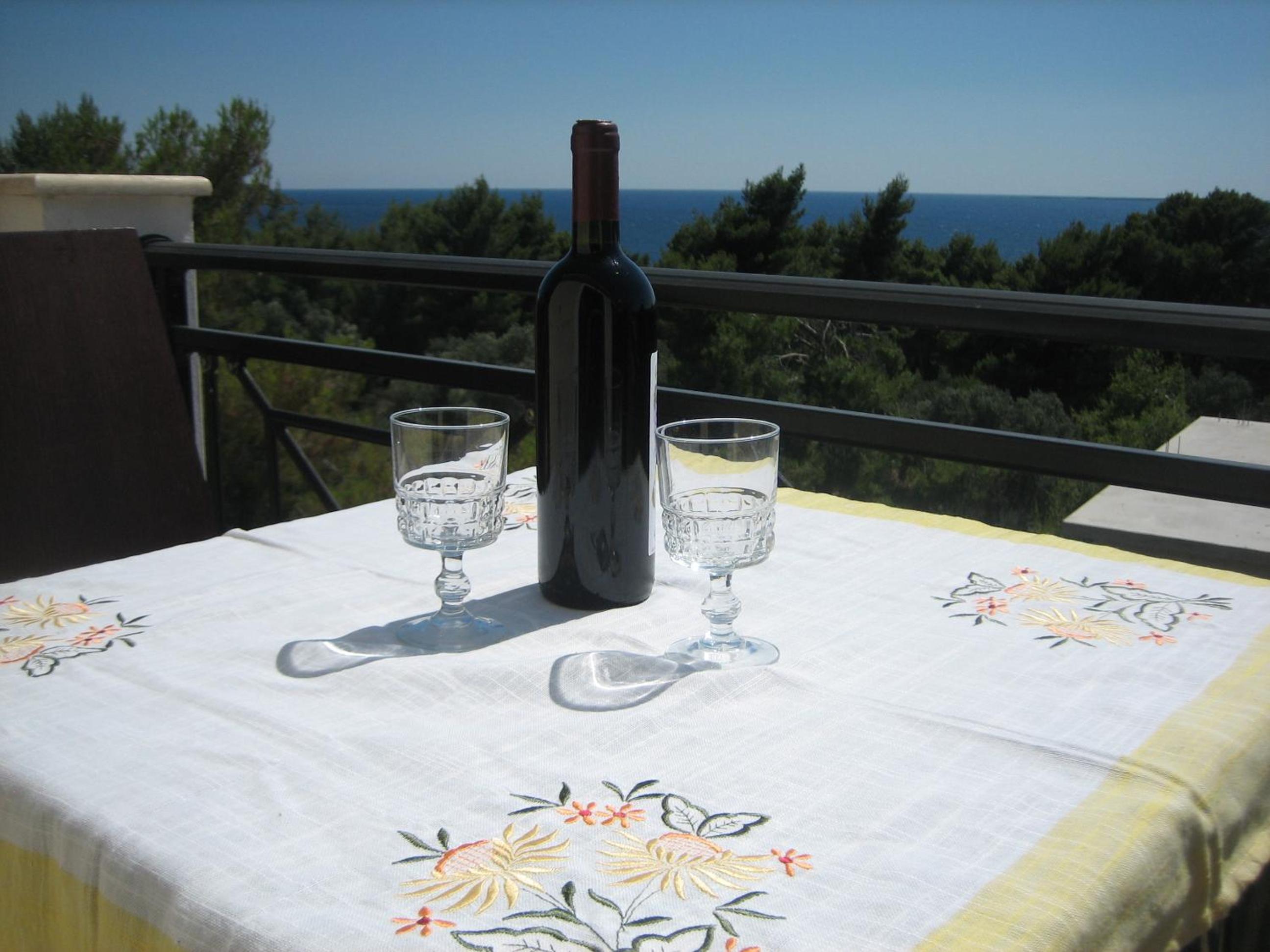 Studio with Balcony and Sea View
