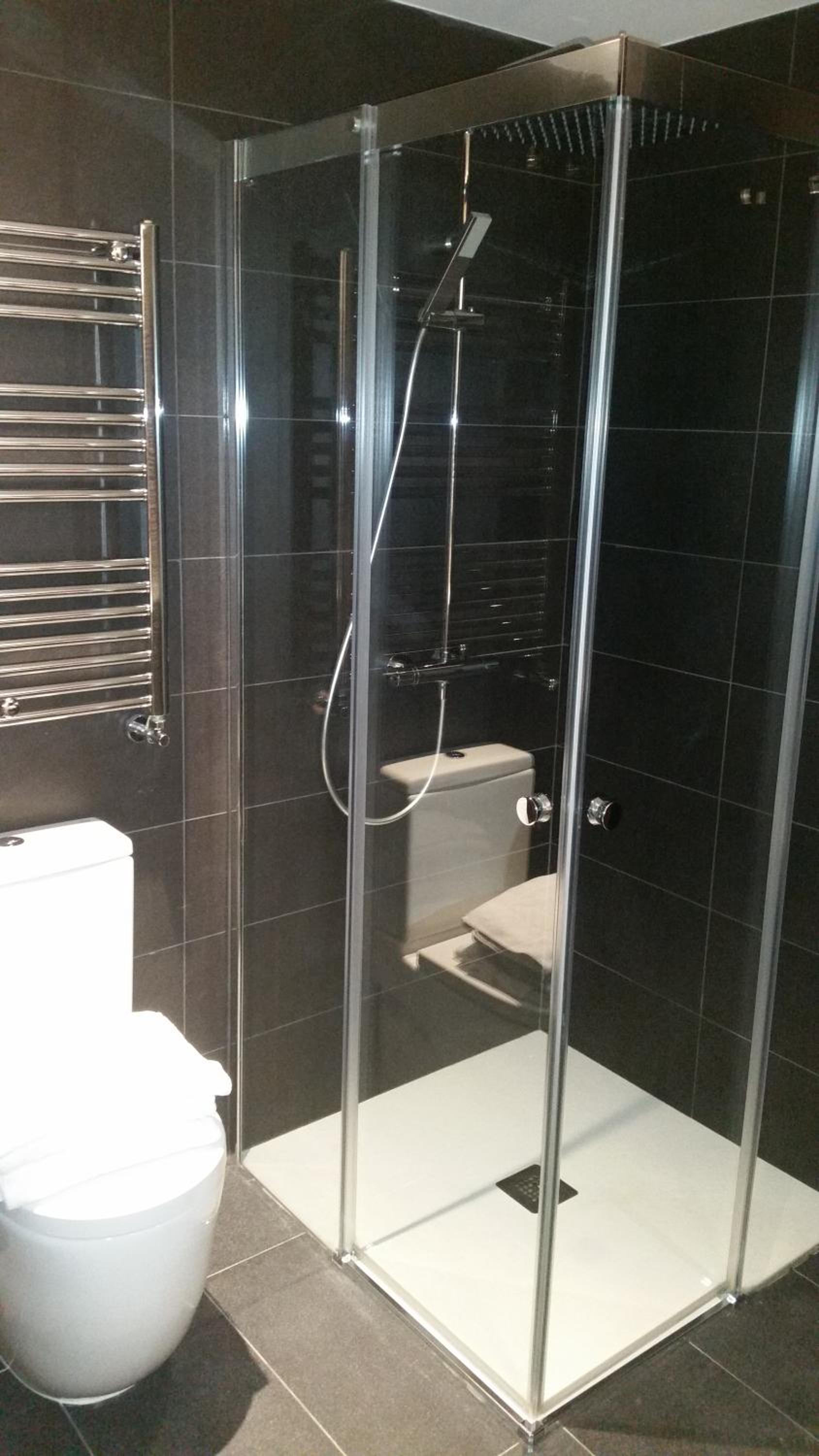 Double or Twin Room - Photo 4