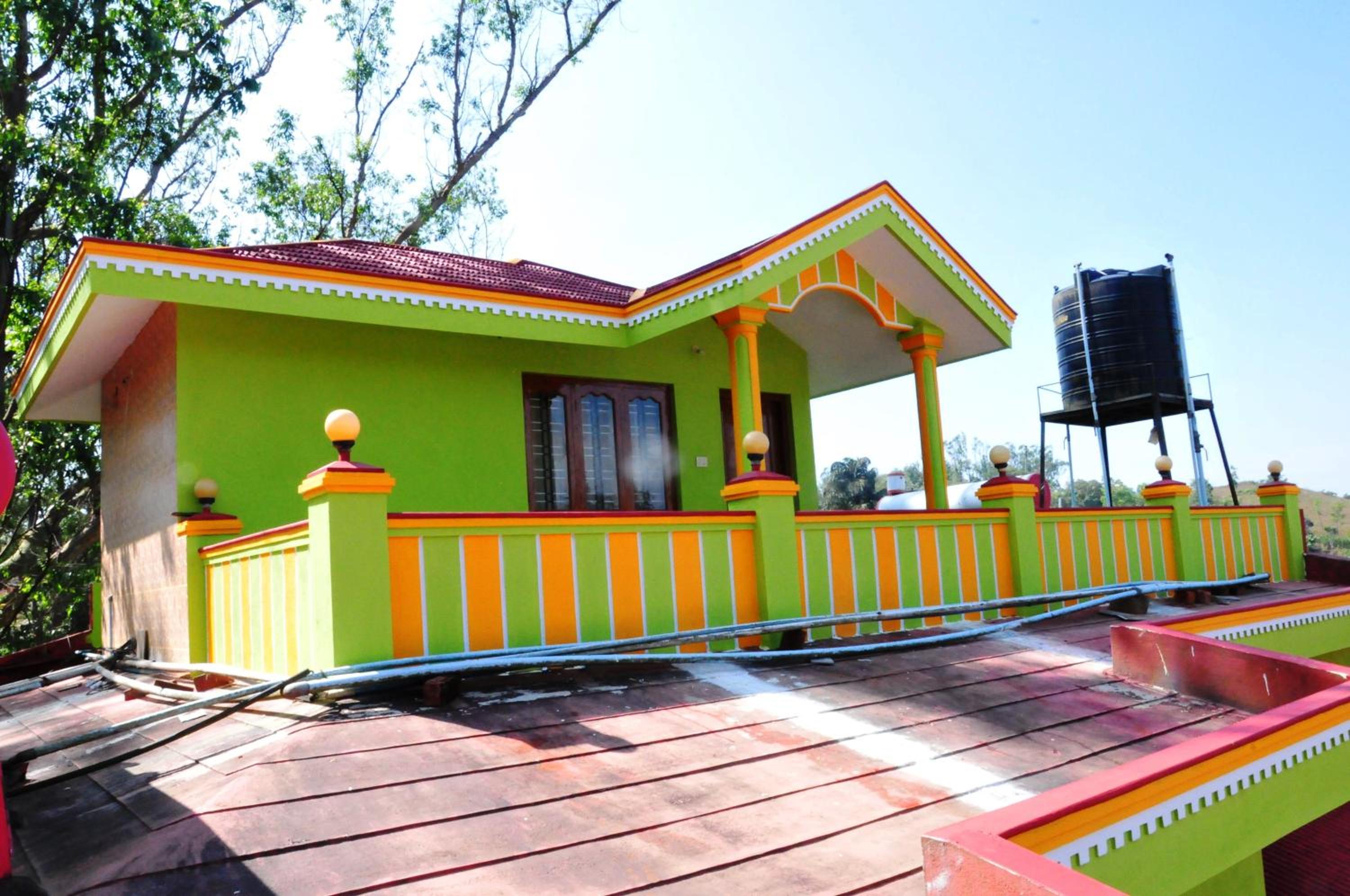 Double Room with Balcony - Photo 2