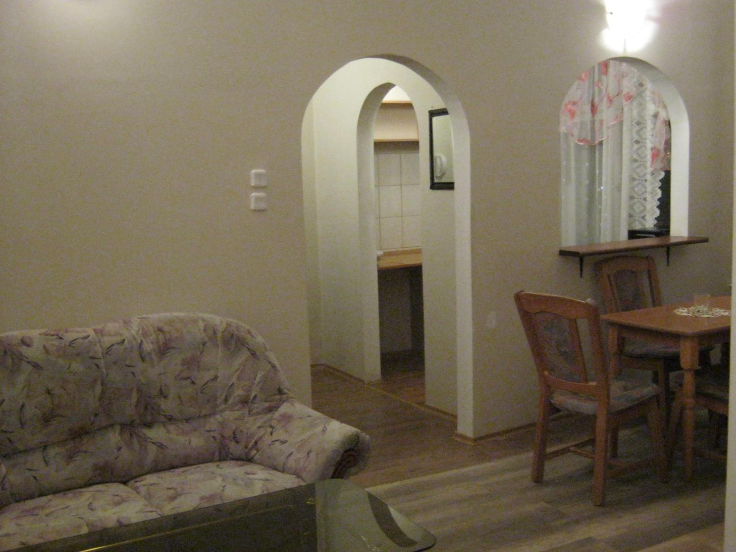 One-Bedroom Apartment photo 2