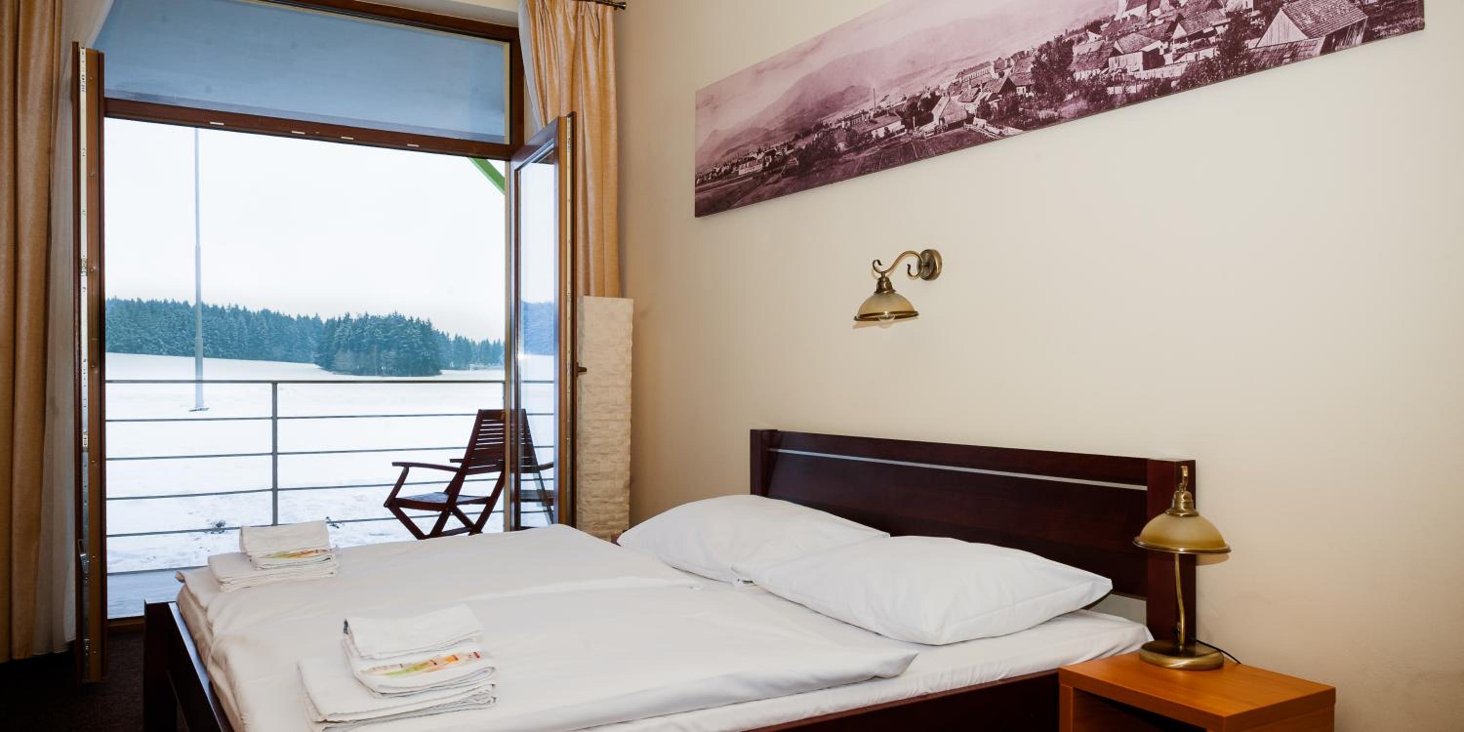Double or Twin Room with Private Bathroom - Photo 7