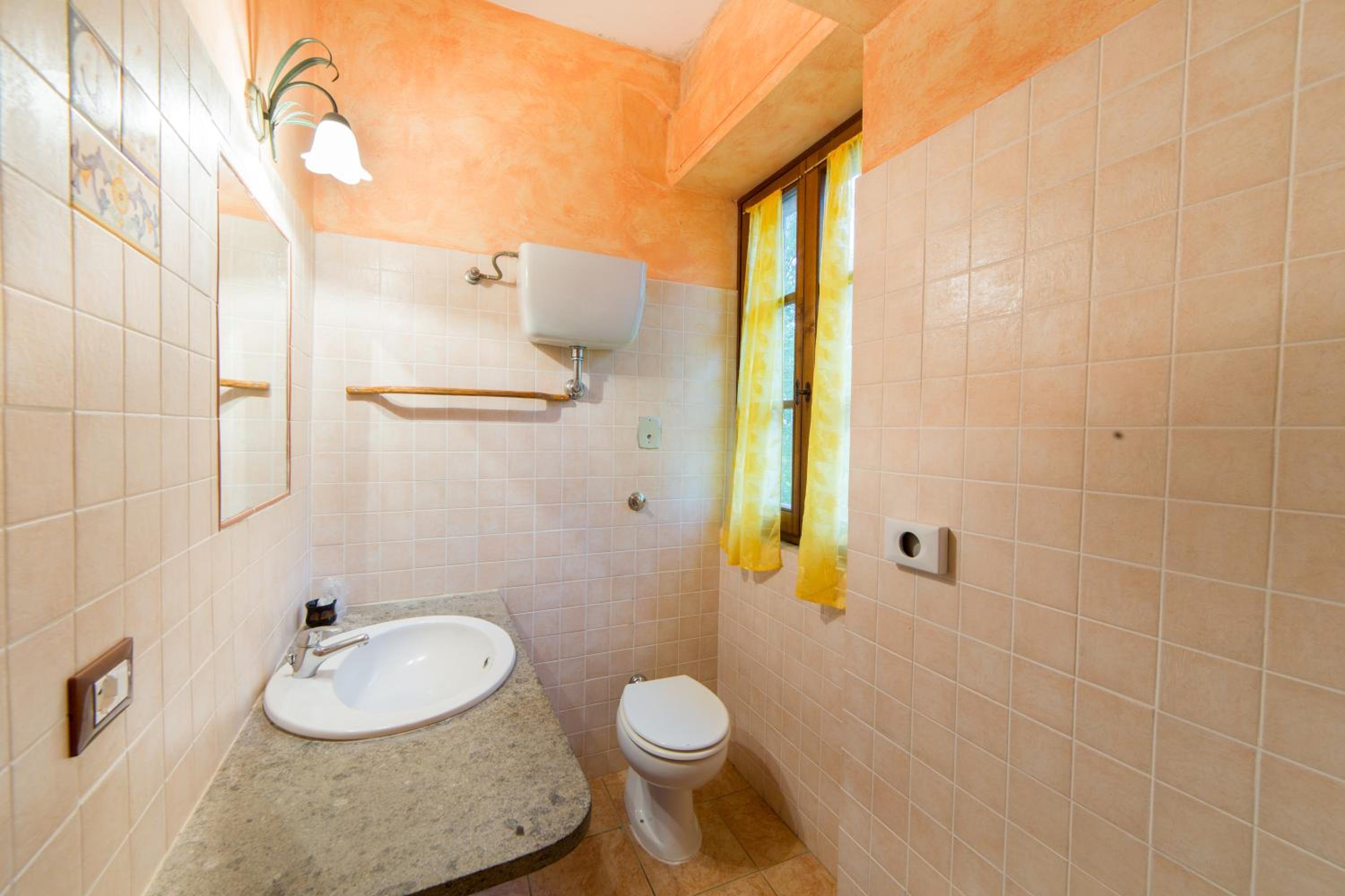 Double or Twin Room - Photo 2