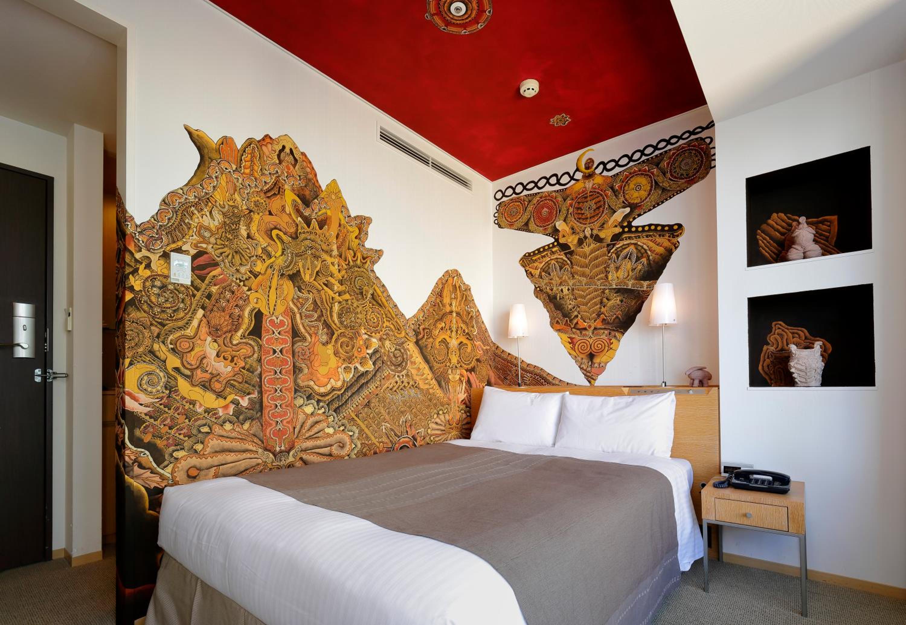 Artist Single Room - Non Smoking - 31st or 34th Floor