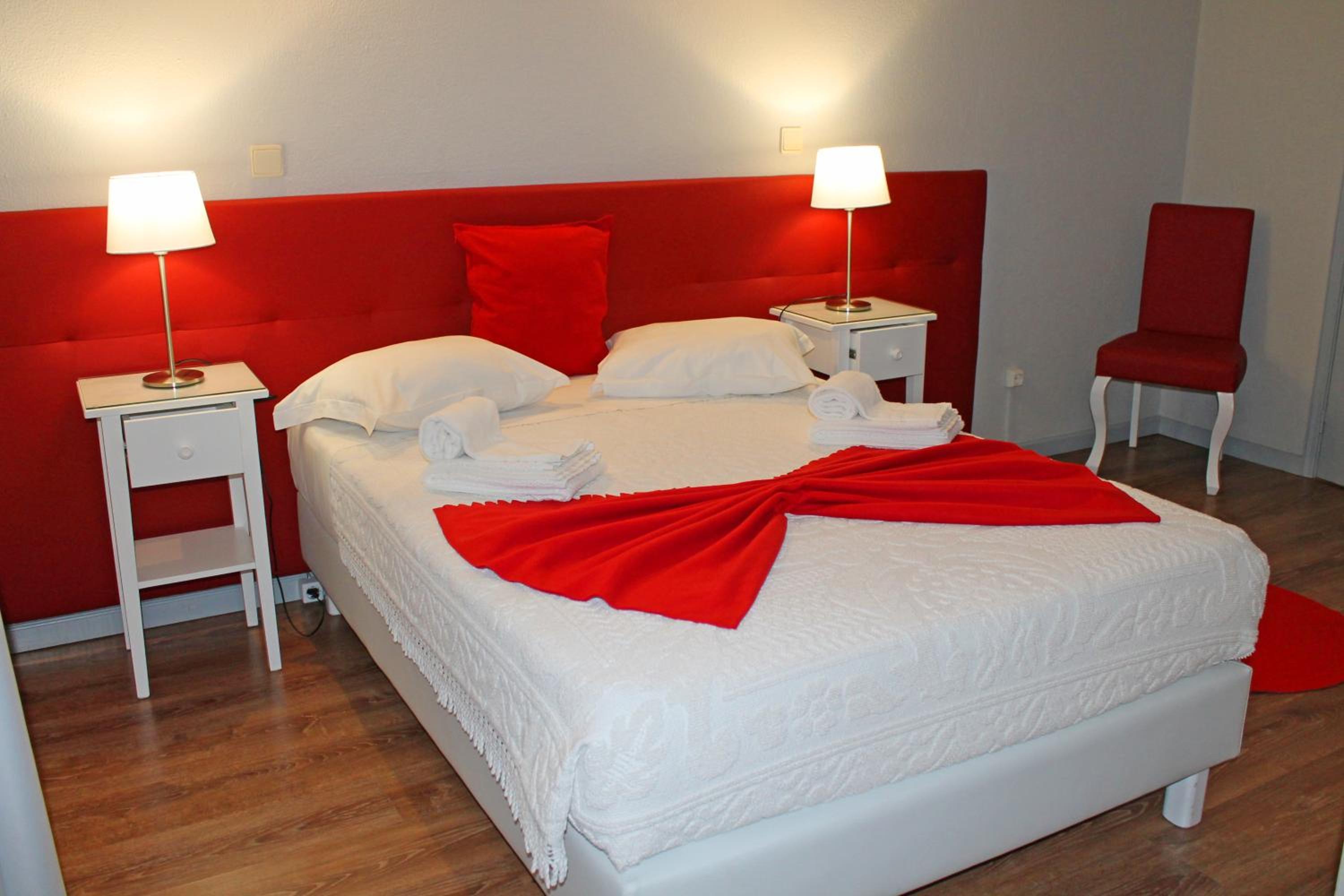 Double Room - Photo 3