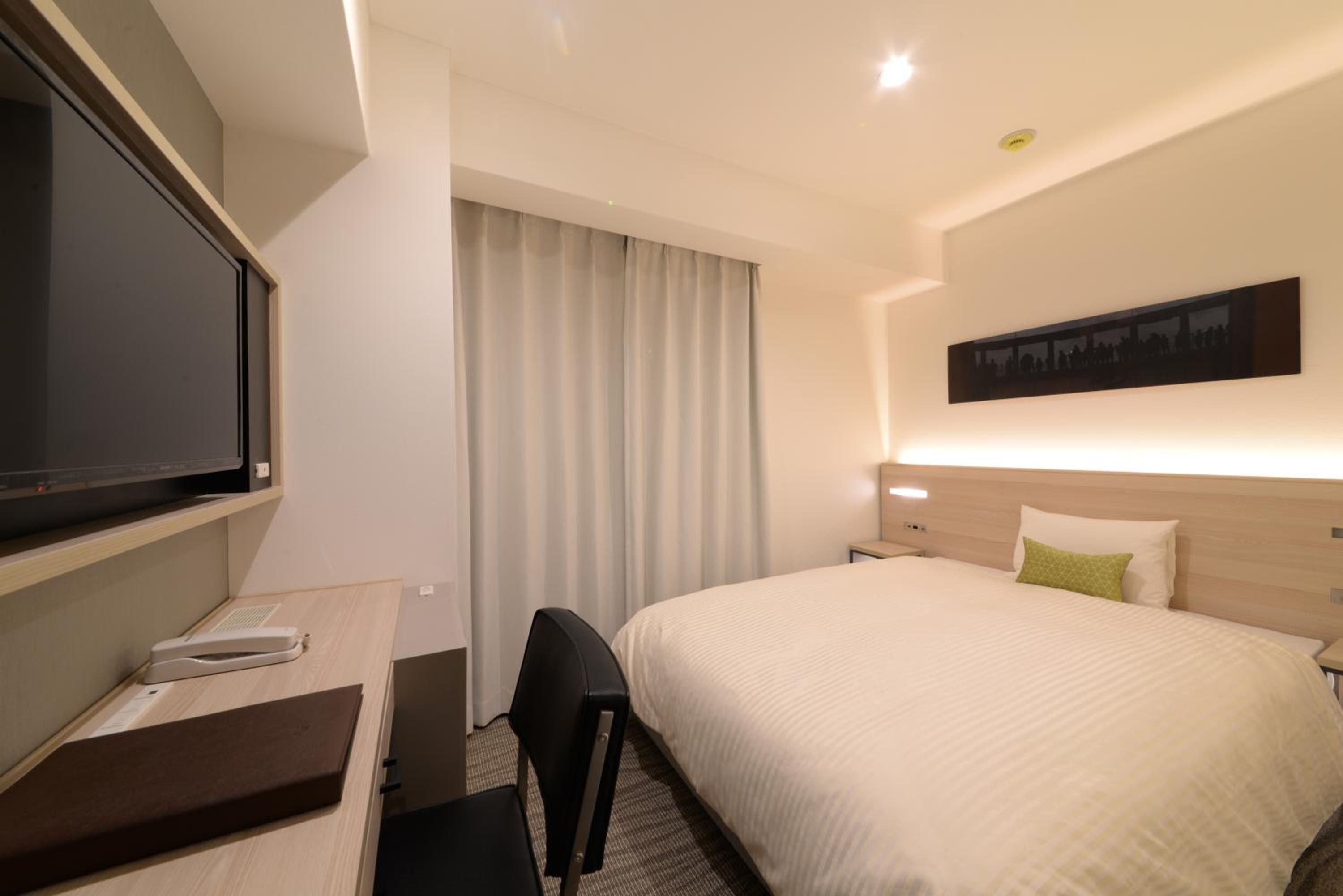 Double Room with Small Double Bed - Non-Smoking