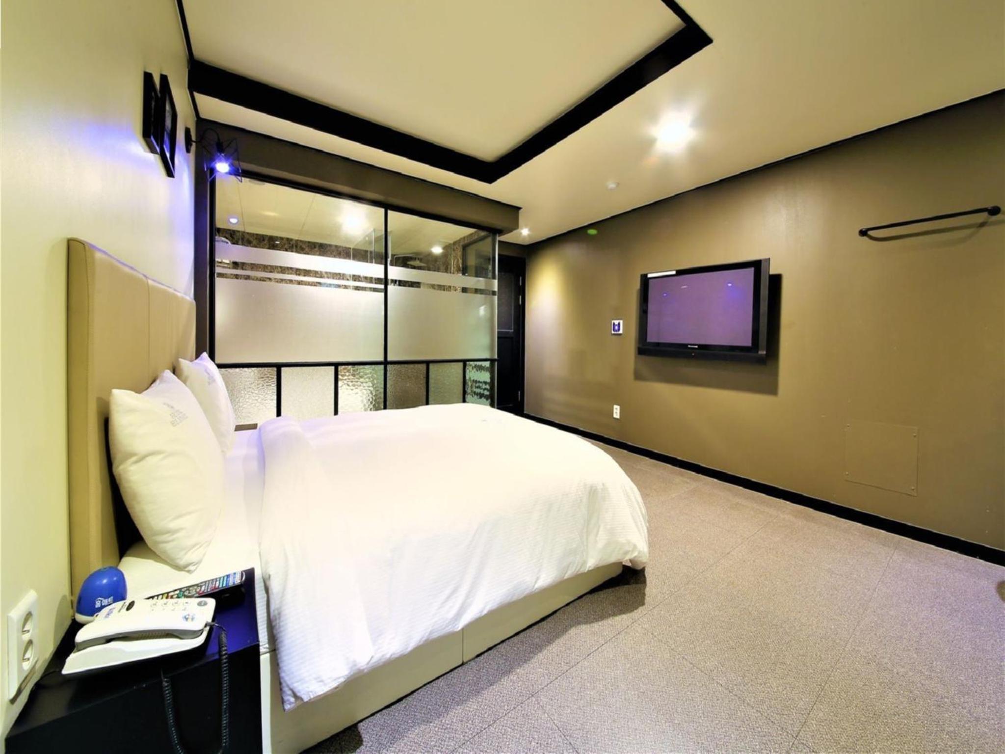 Standard Double Room — the supplier's photographs — photo 6