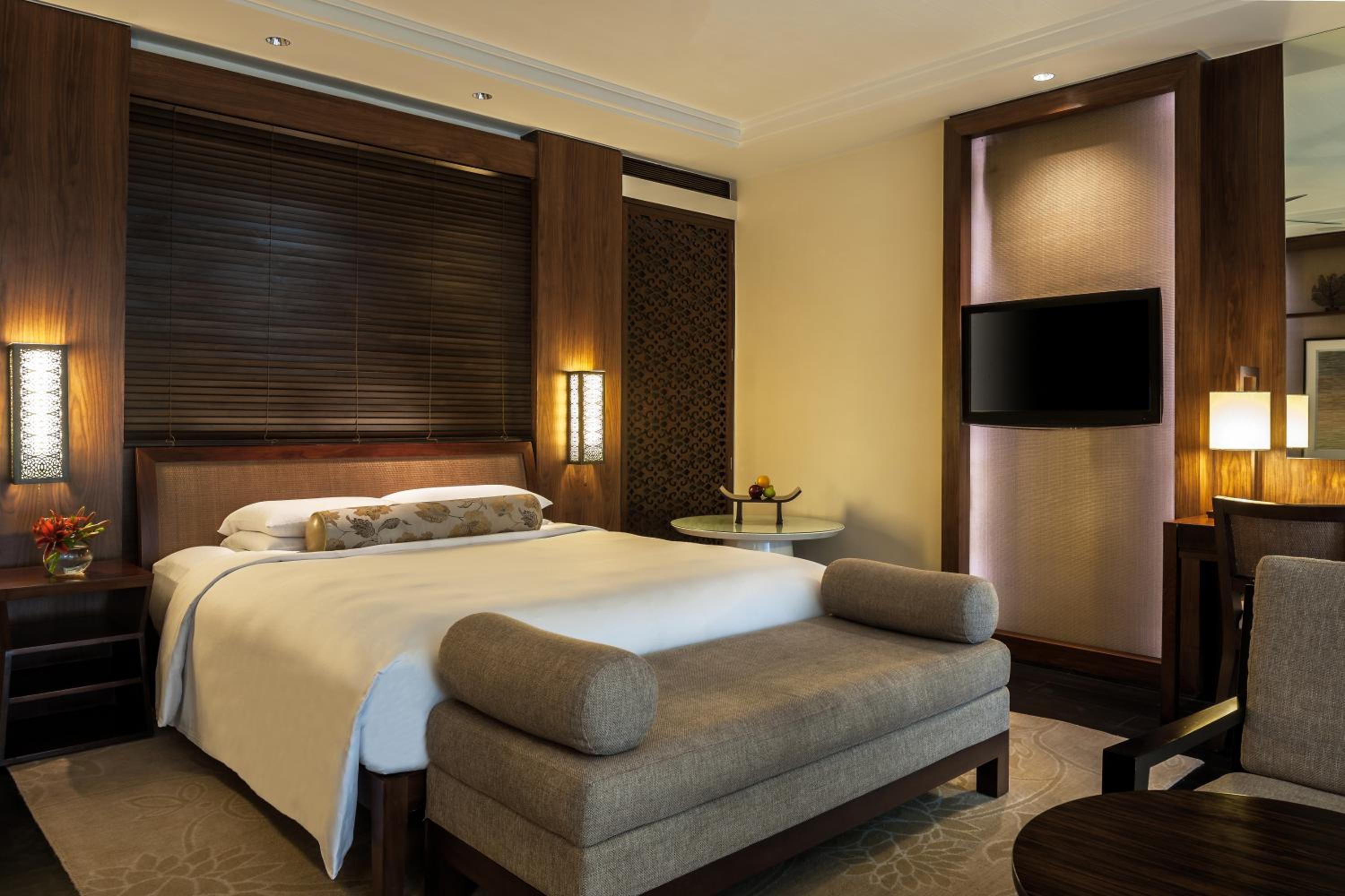 King Room with Balcony and Garden View