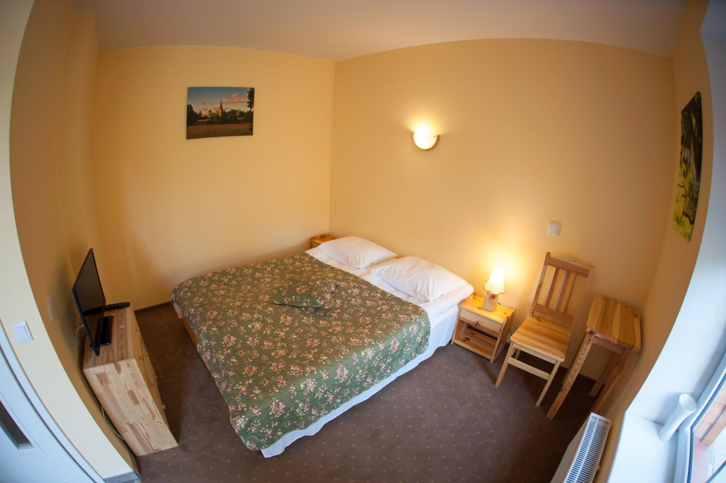 Twin Room - Photo 1