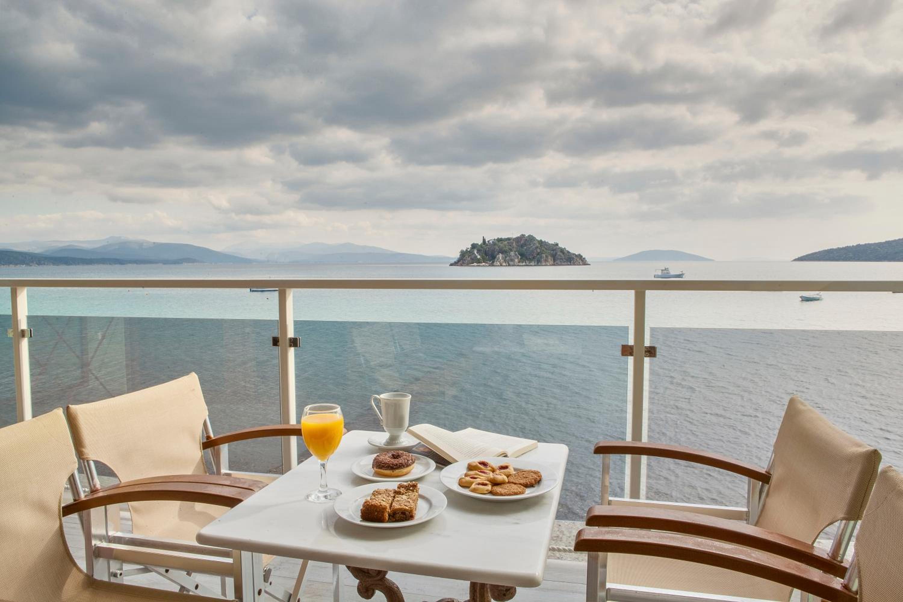 Mini suite (2 adults) with Sea view and Balcony photo 3