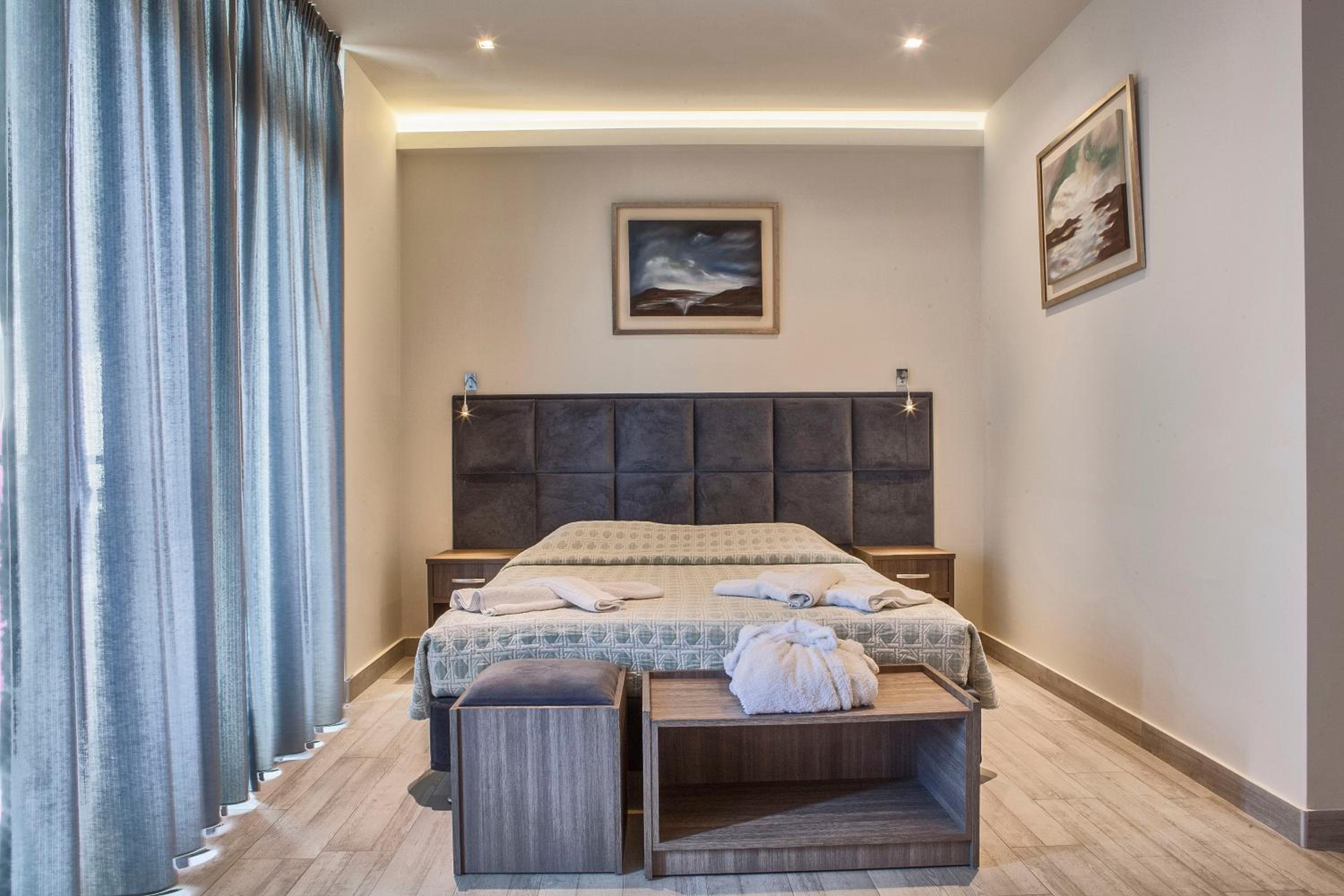 Mini suite (2 adults) with Sea view and Balcony