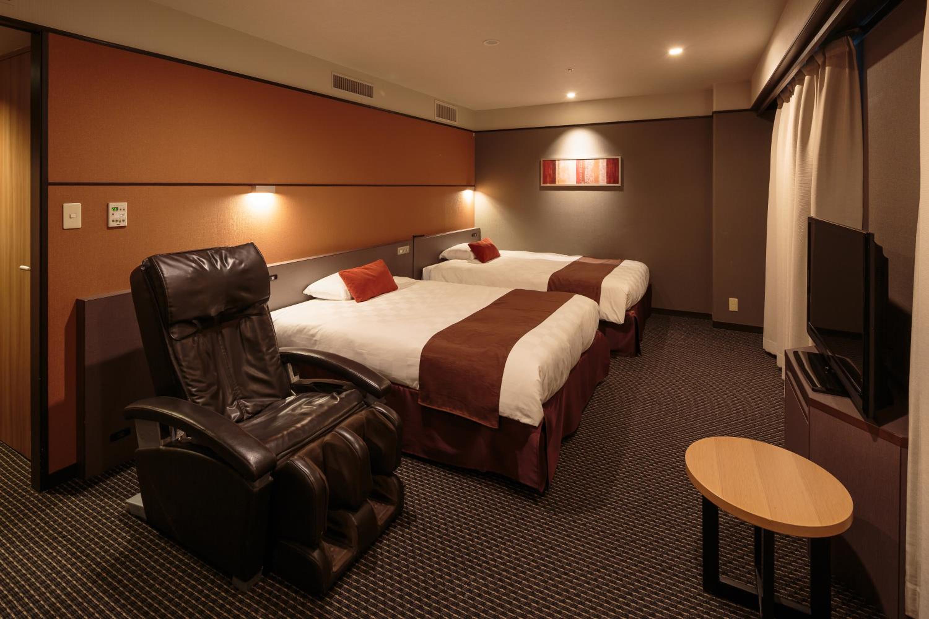 Superior Twin Room With Massage Chair - Non Smoking