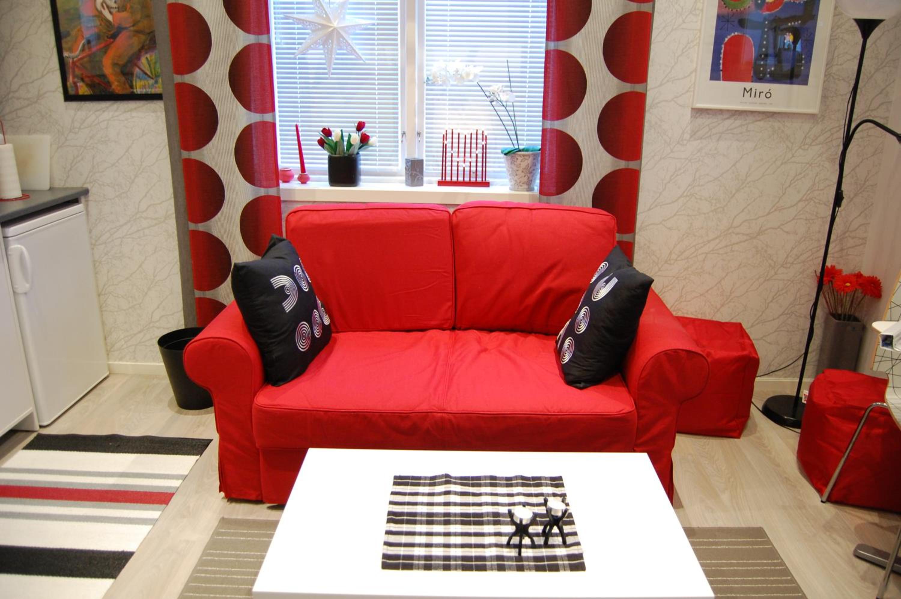 One-Bedroom House - Photo 13