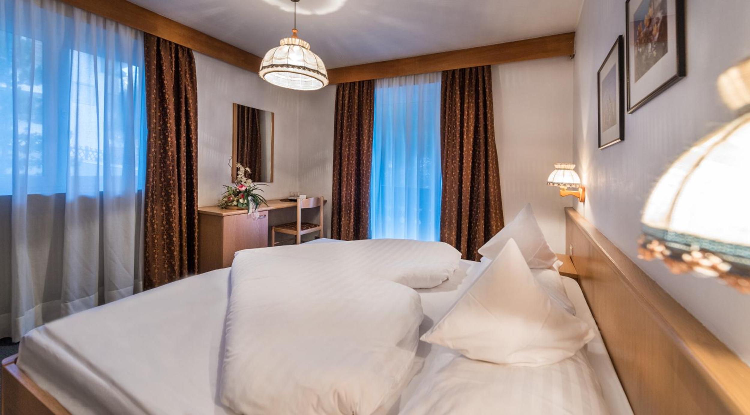 Double Or Twin Room photo 2