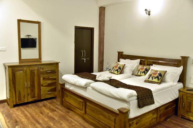 Deluxe Double Room photo 2