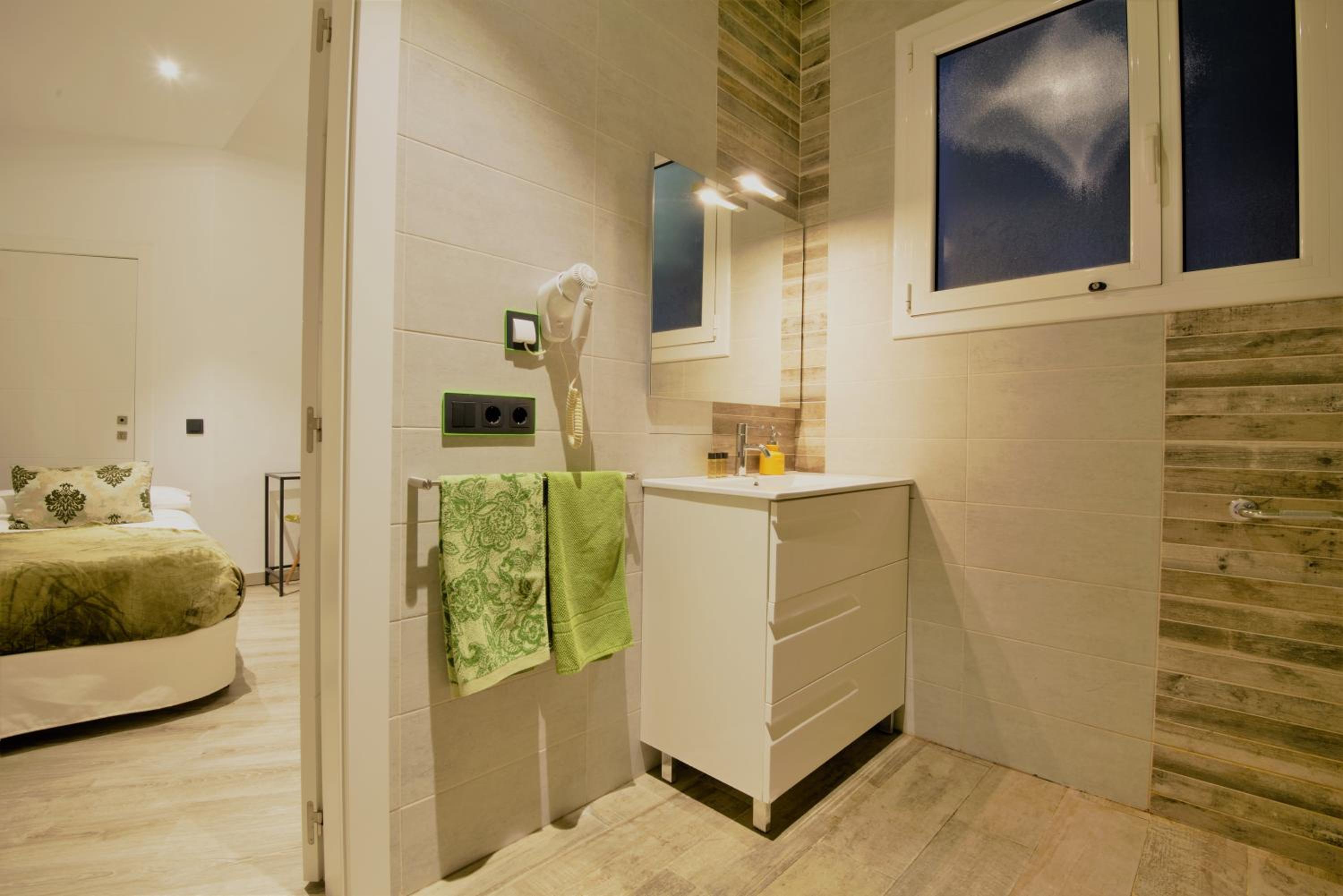 Budget Triple Room photo 3