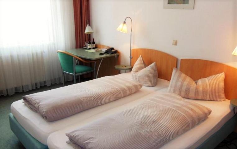 Double Room - Photo 3