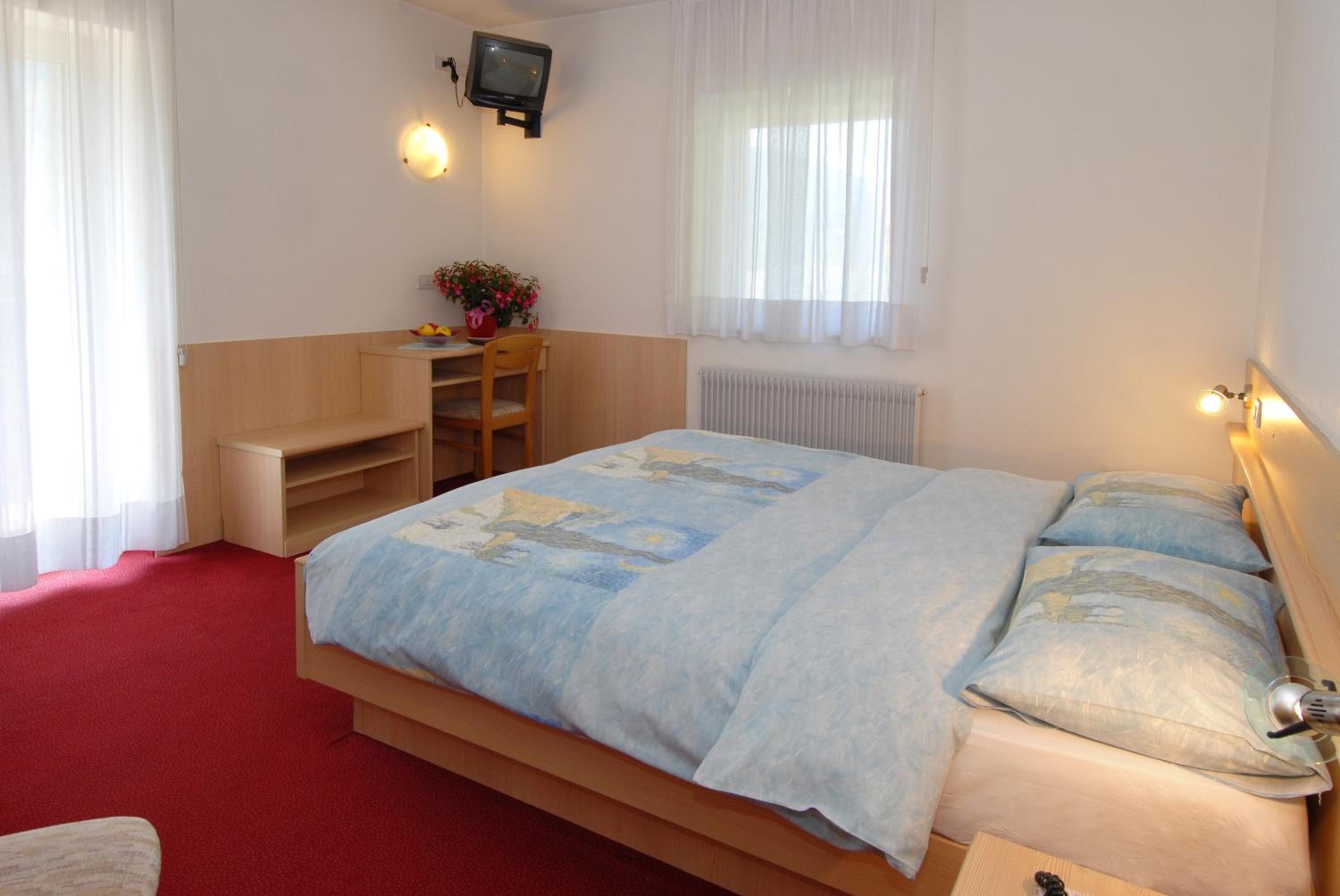 Triple Room - Photo 1
