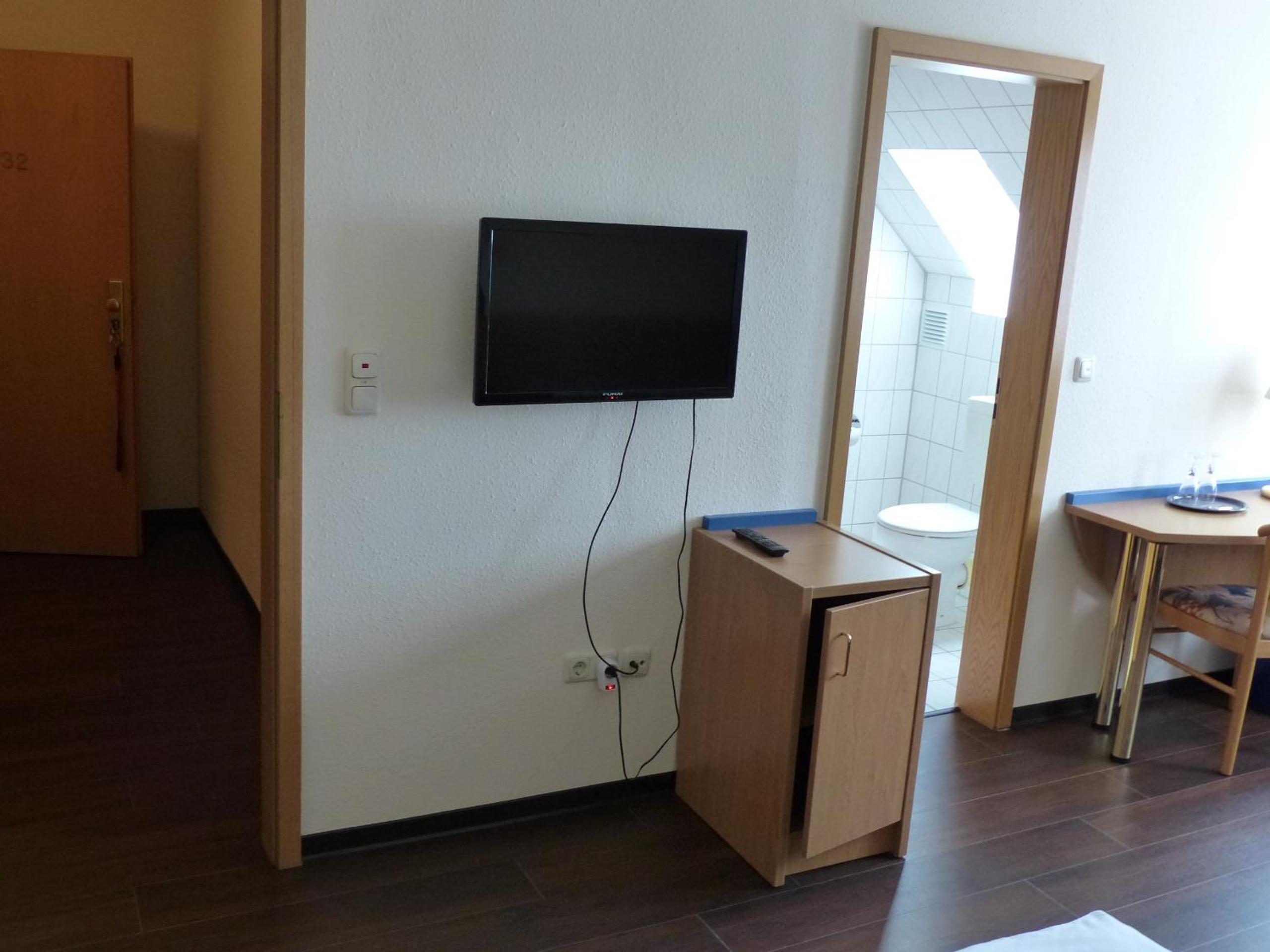 Double Room - Photo 21