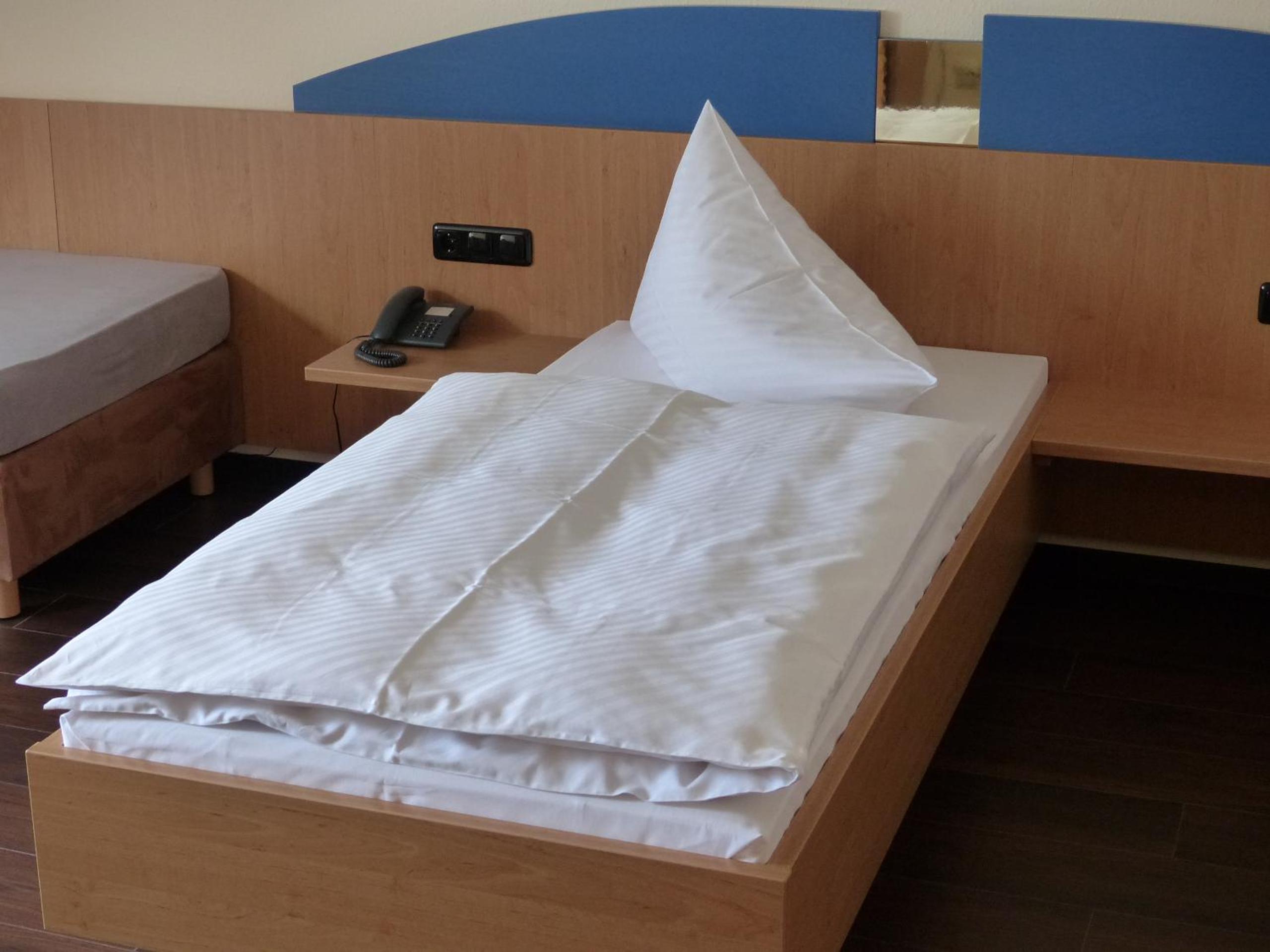 Double Room - Photo 7