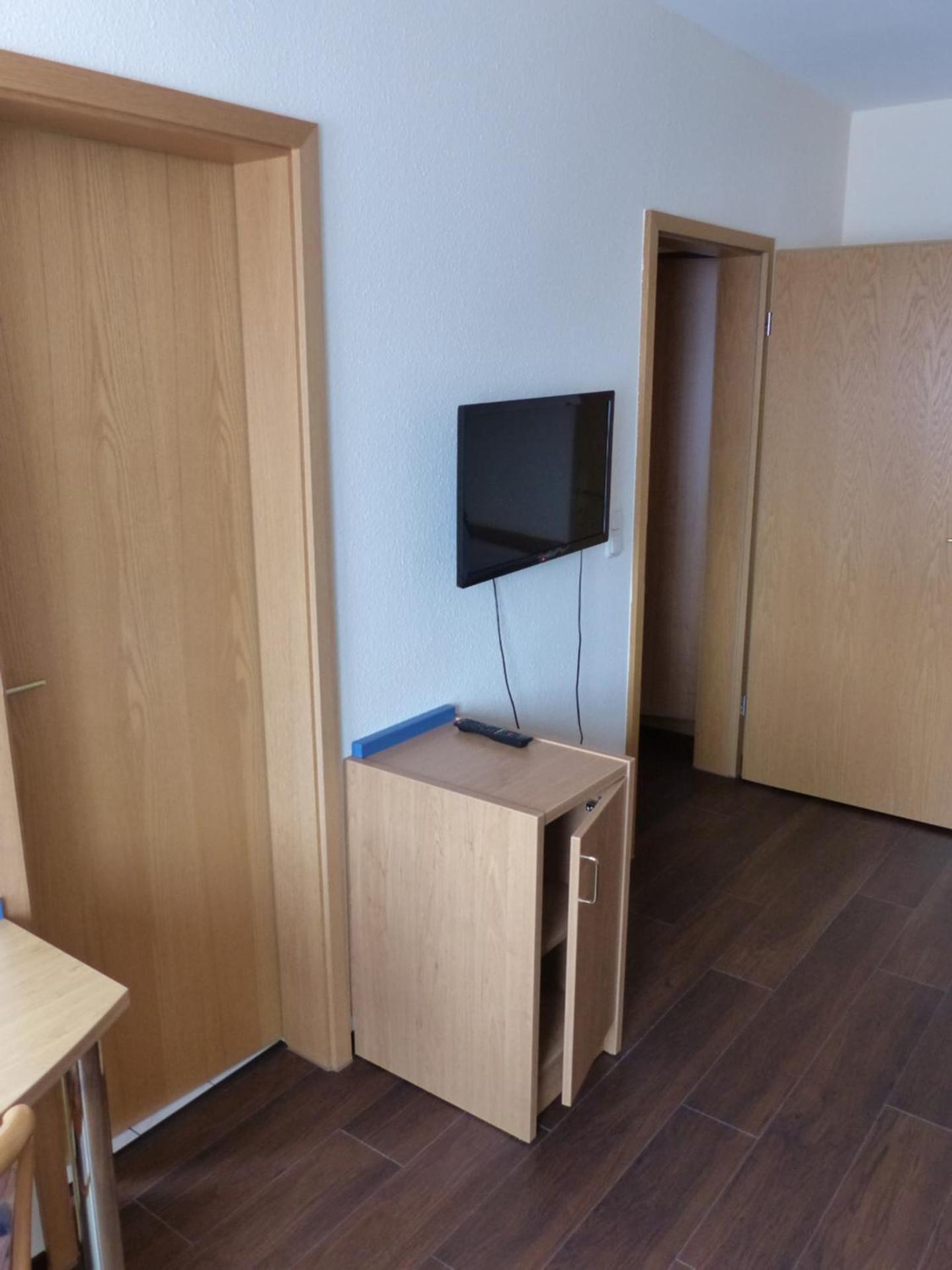 Double Room - Photo 12