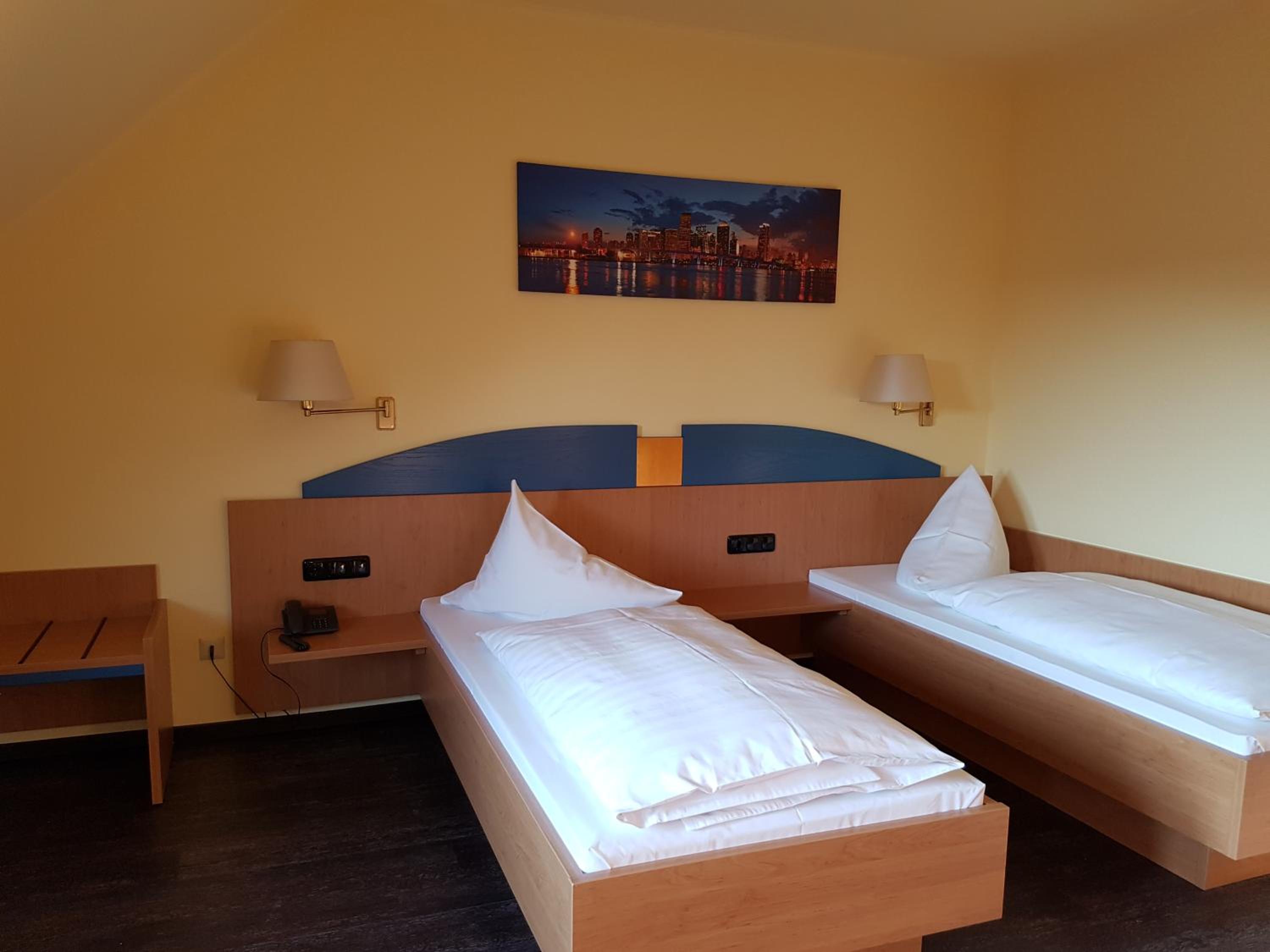 Double Room - Photo 17