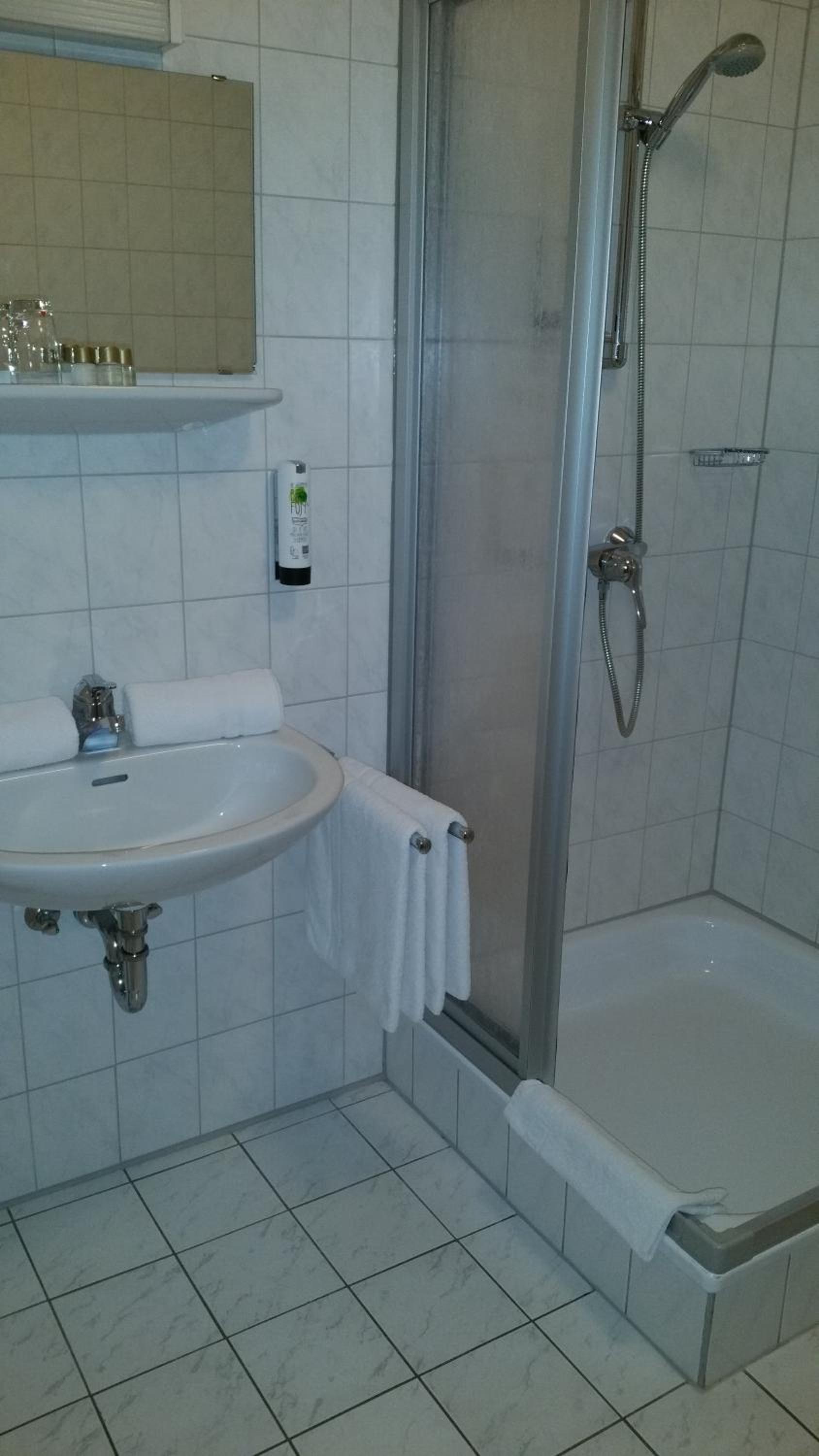 Double Room - Photo 26