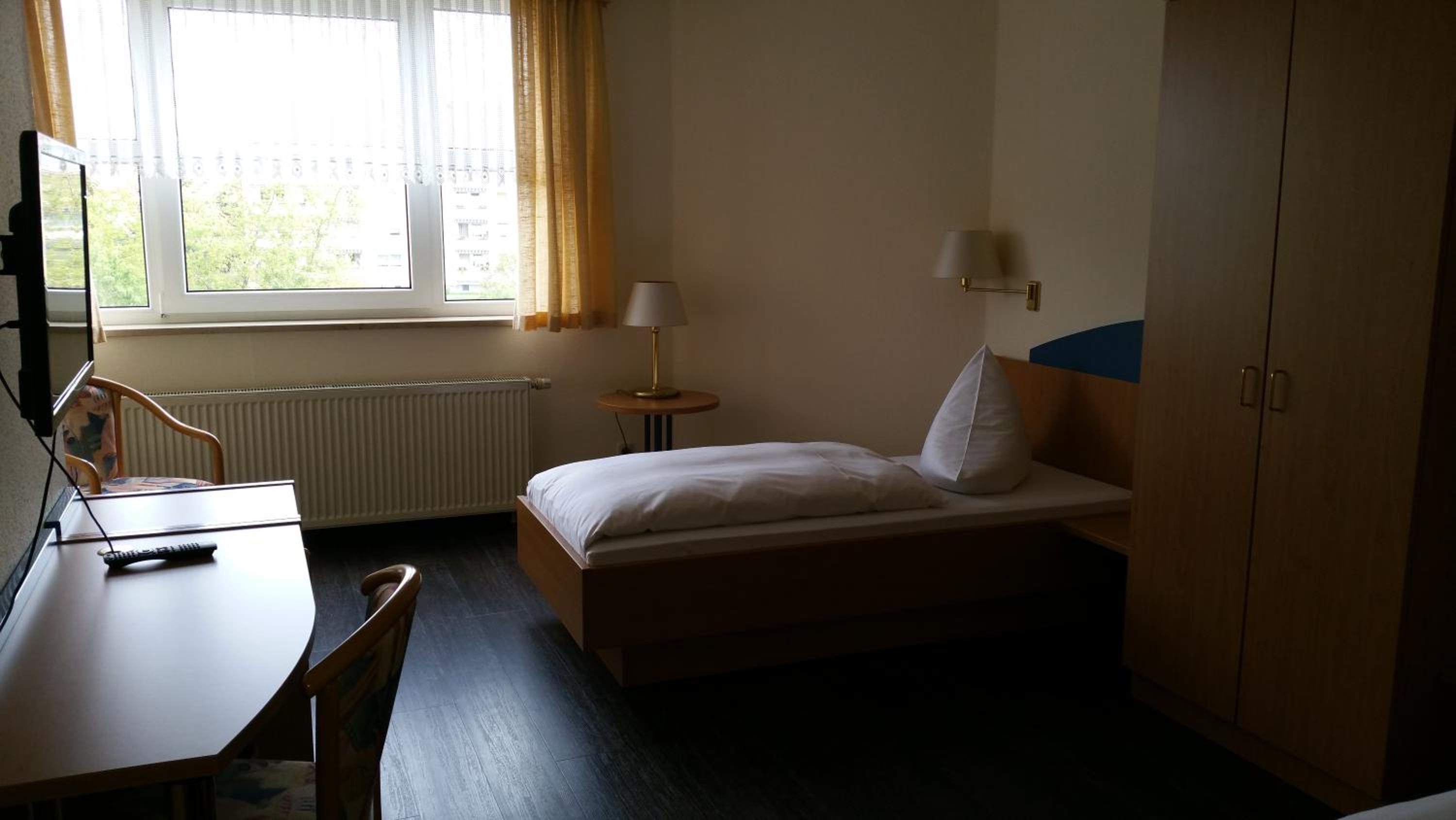 Double Room - Photo 14