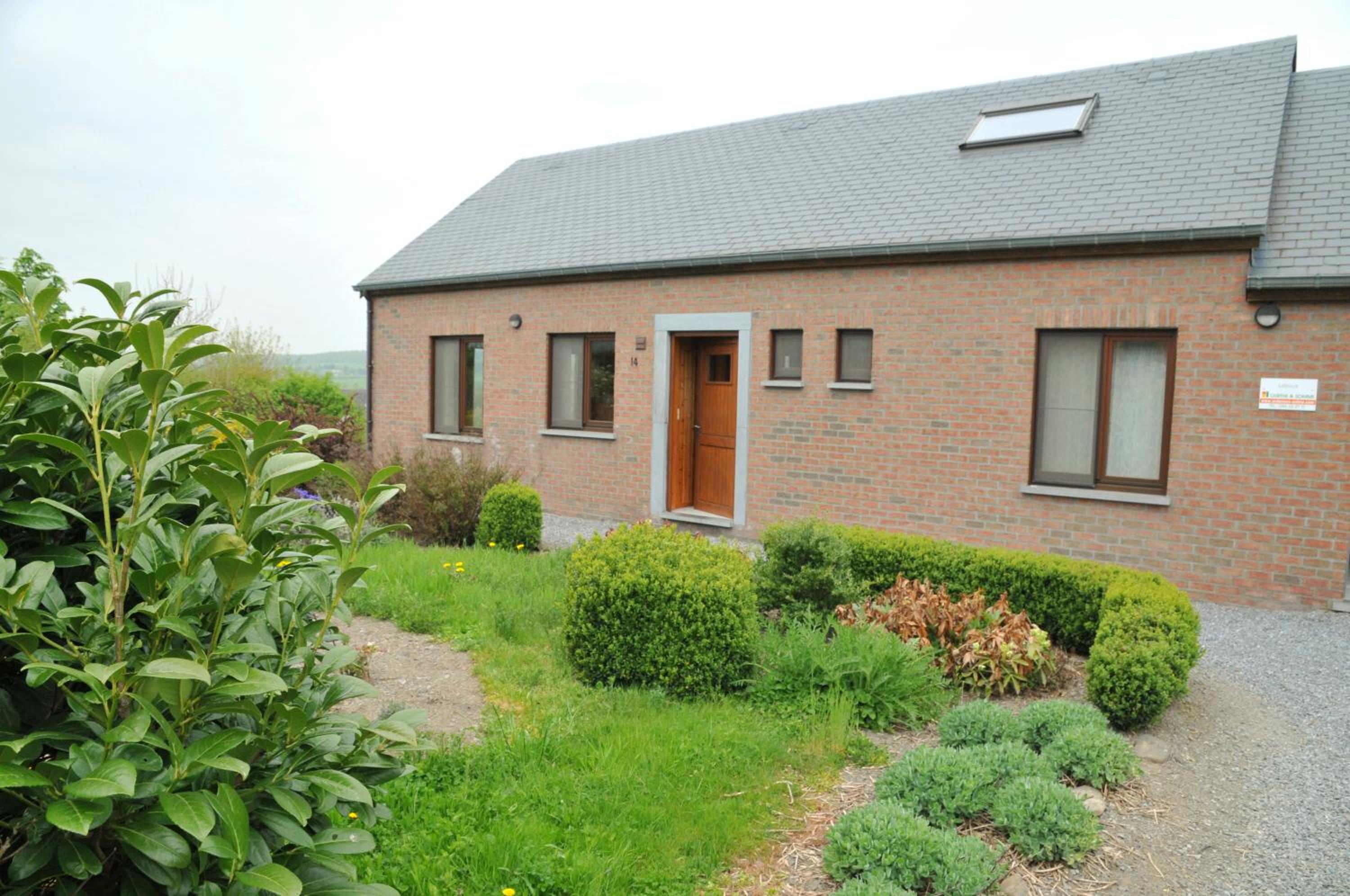 Three-Bedroom House photo 2
