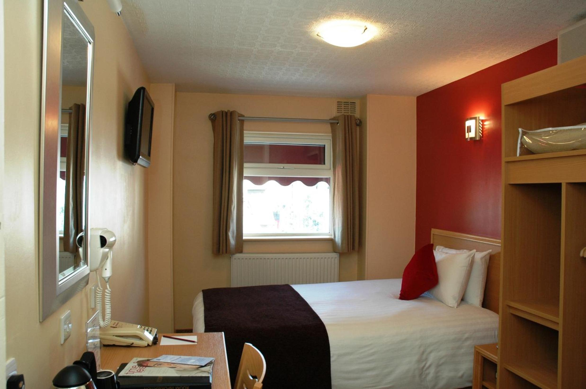 Single Room photo 1