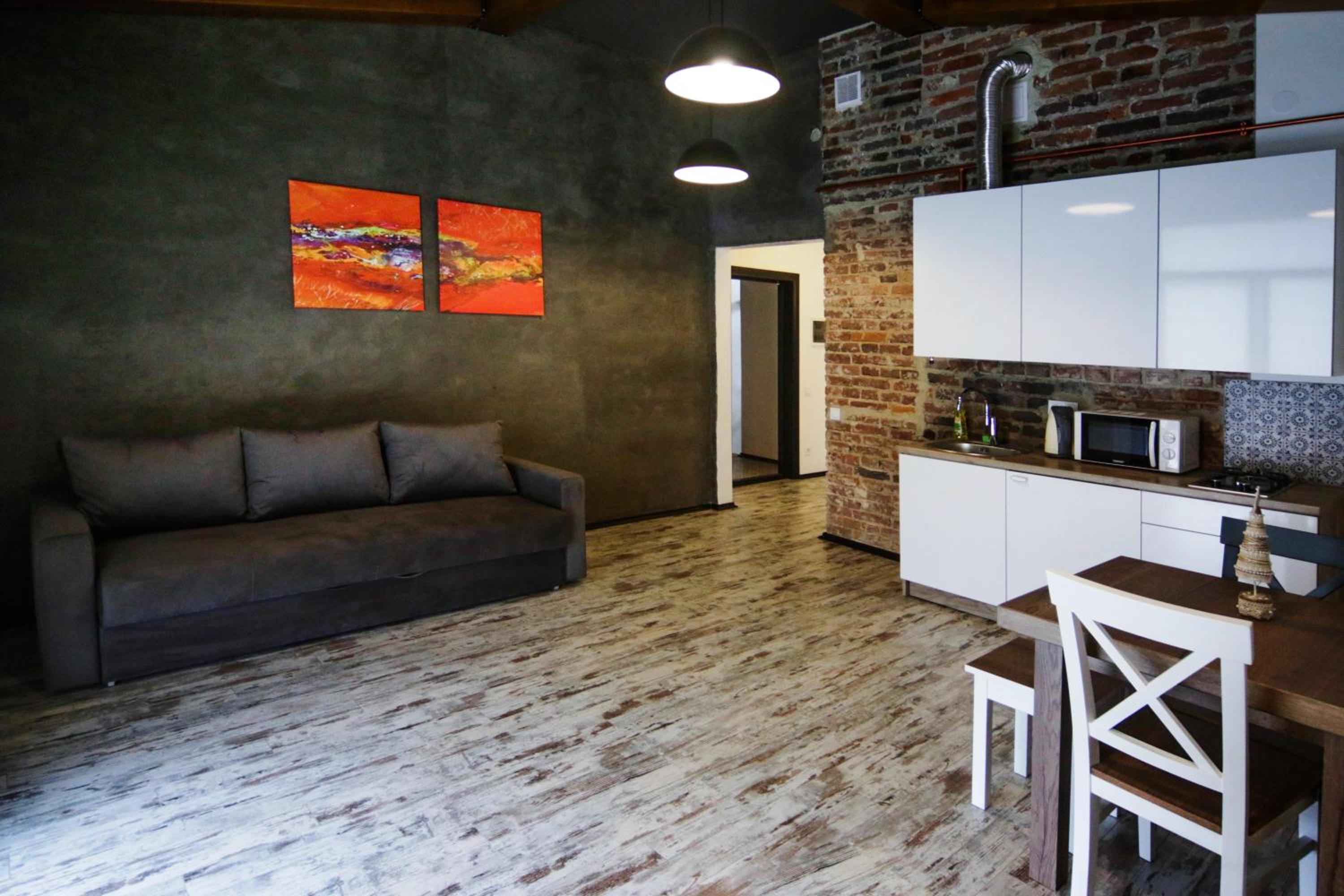 One-Bedroom Apartment photo 2