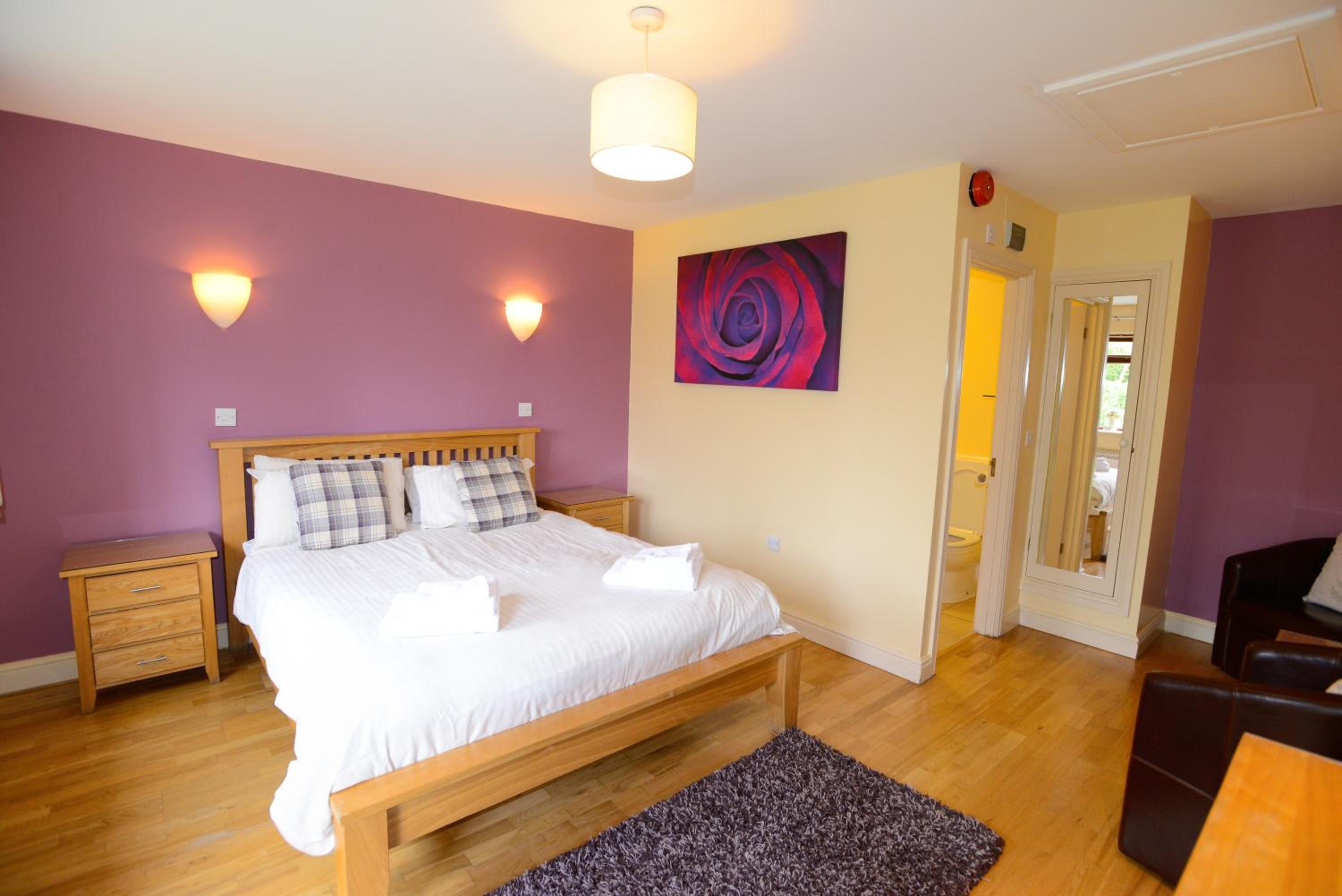 Double Room - Photo 3