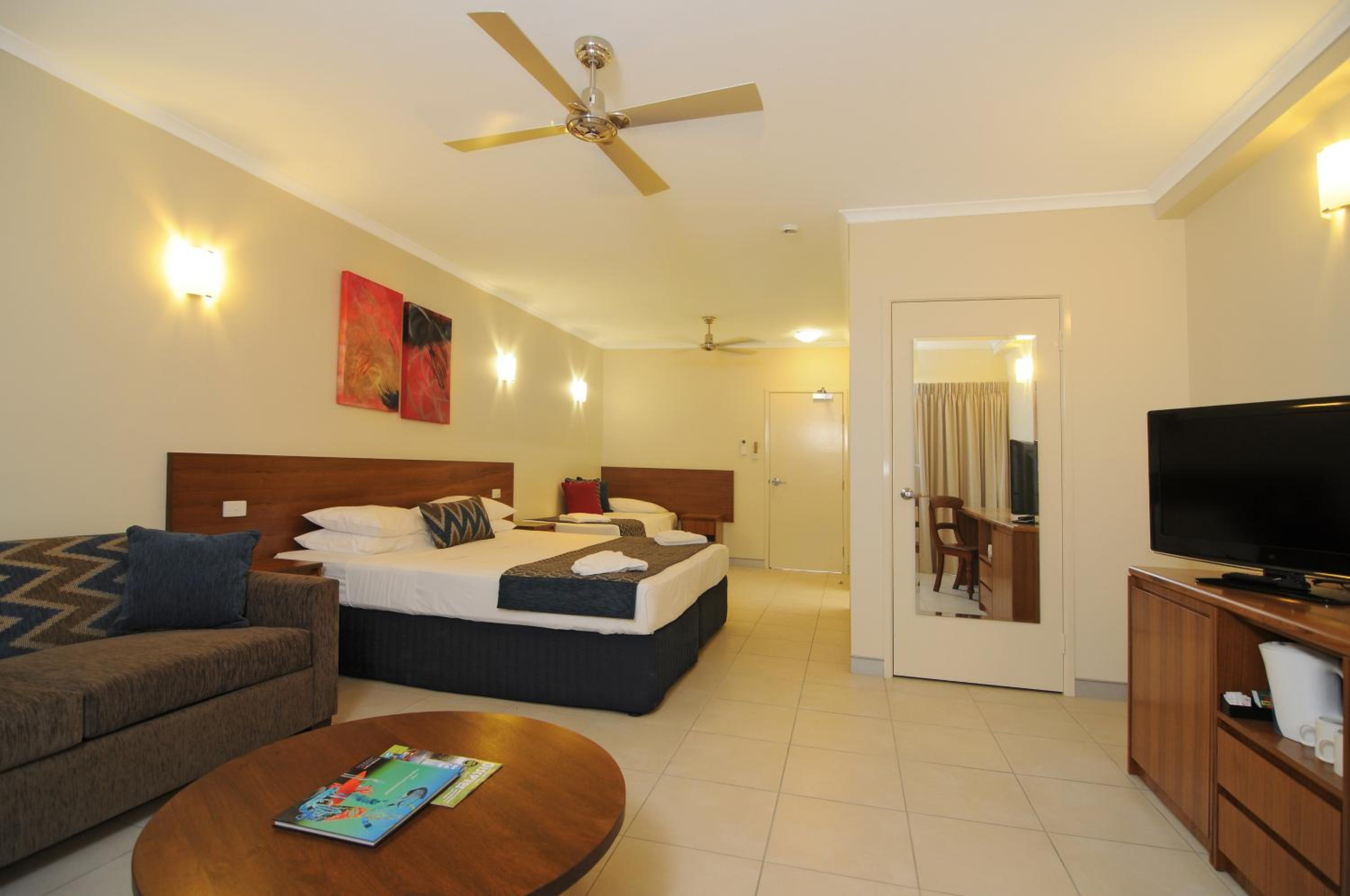 Deluxe Hotel Room