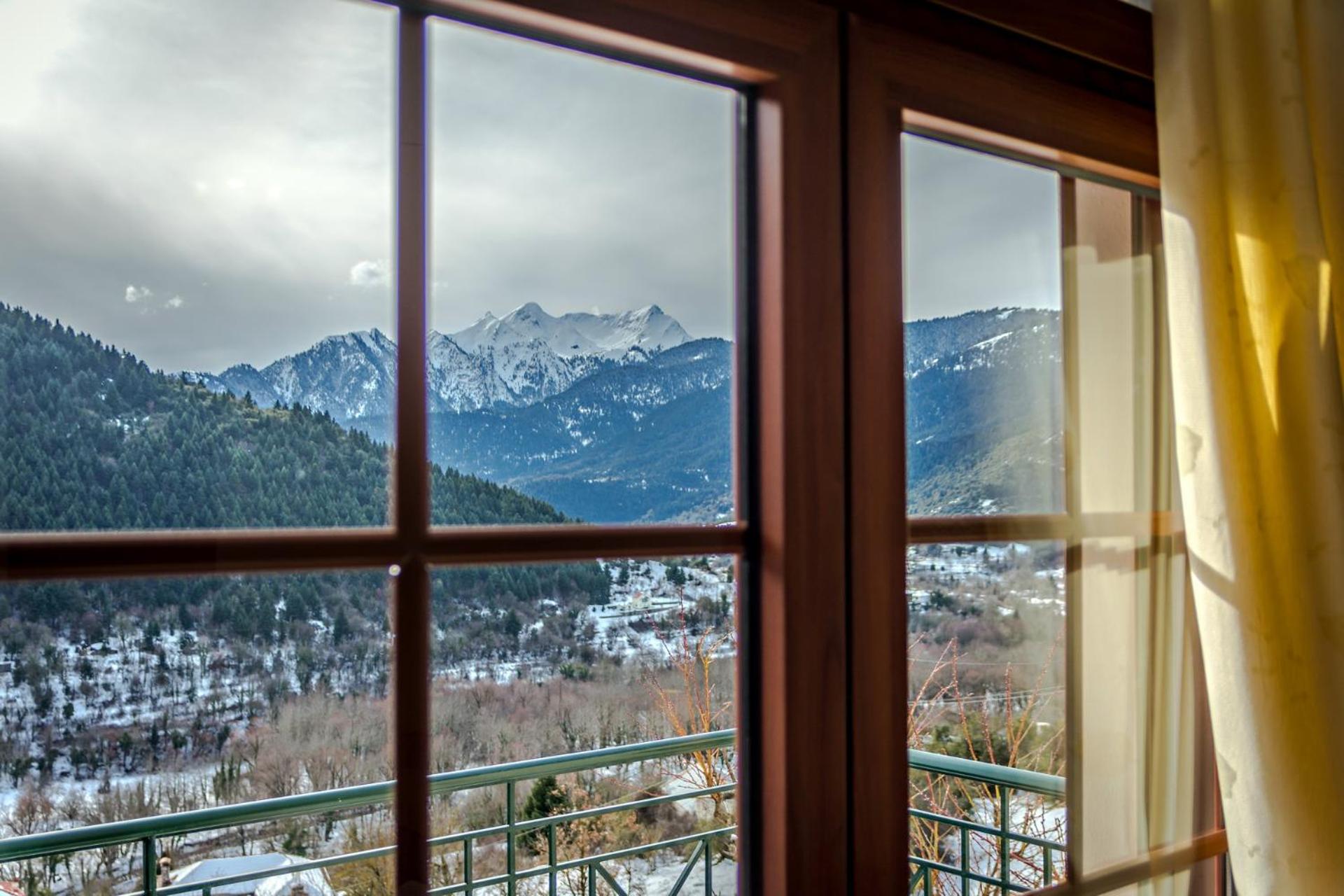 Triple Room with Balcony - Photo 7