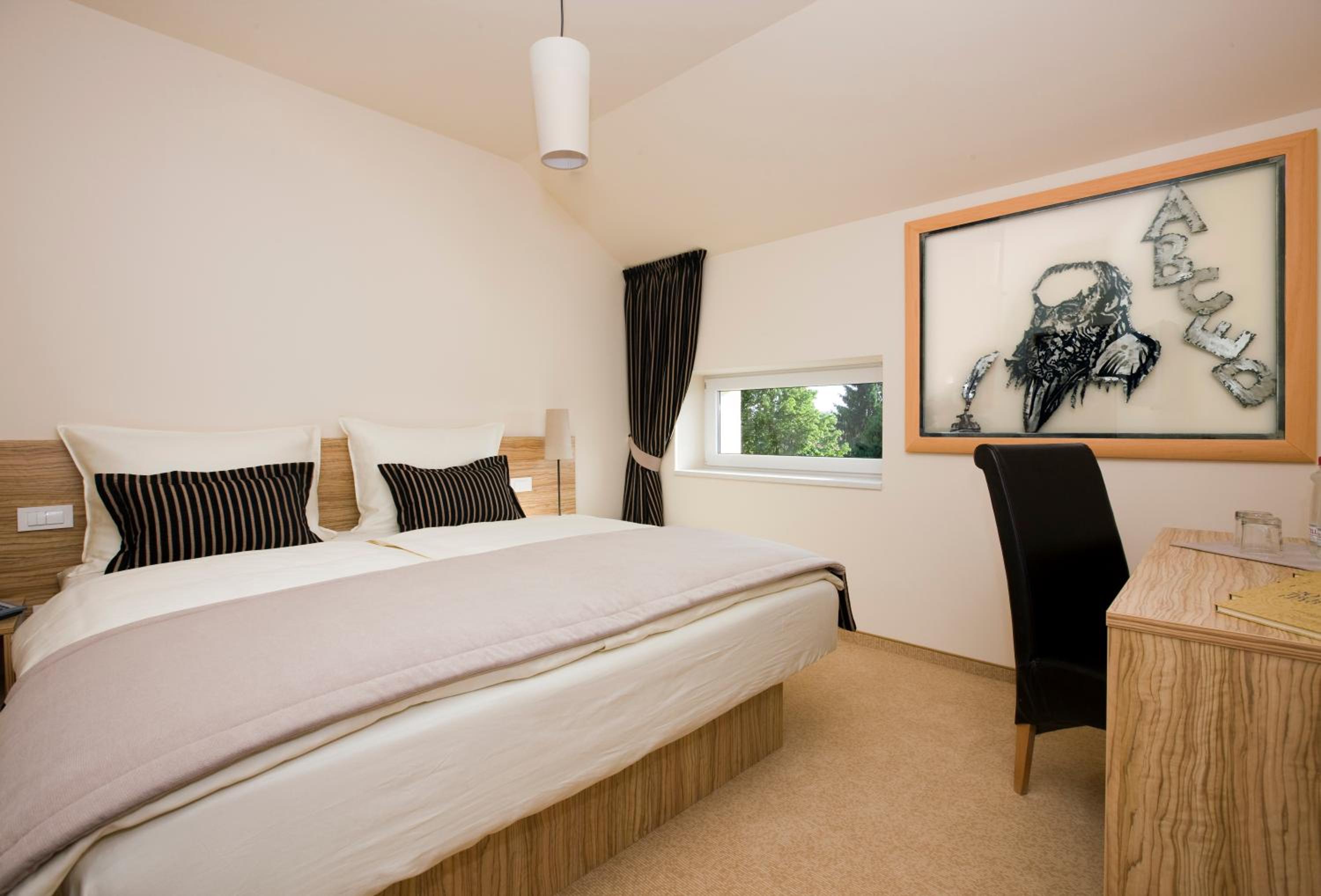 Comfort Double or Twin Room - Photo 10