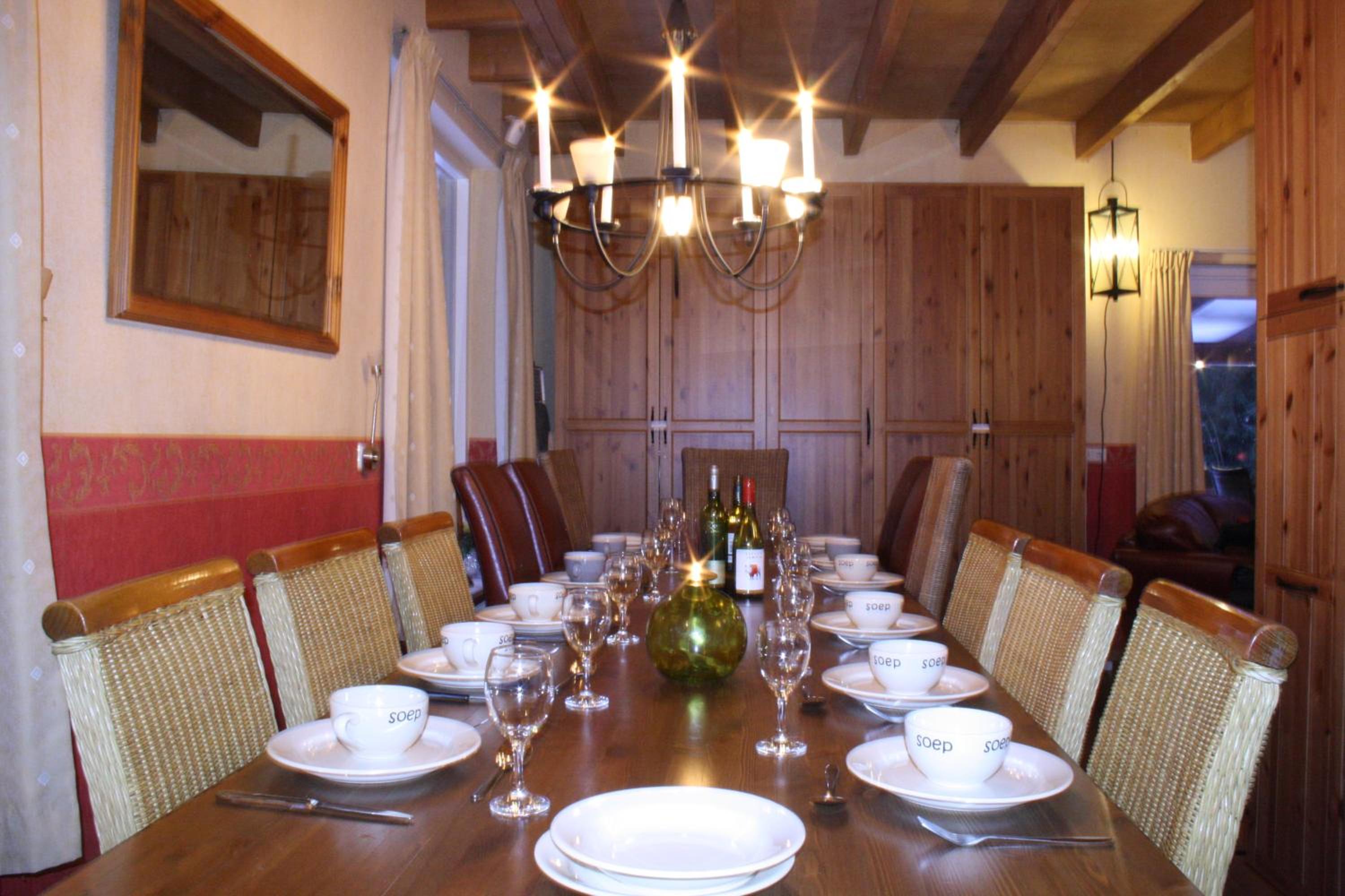 Villa photo 2