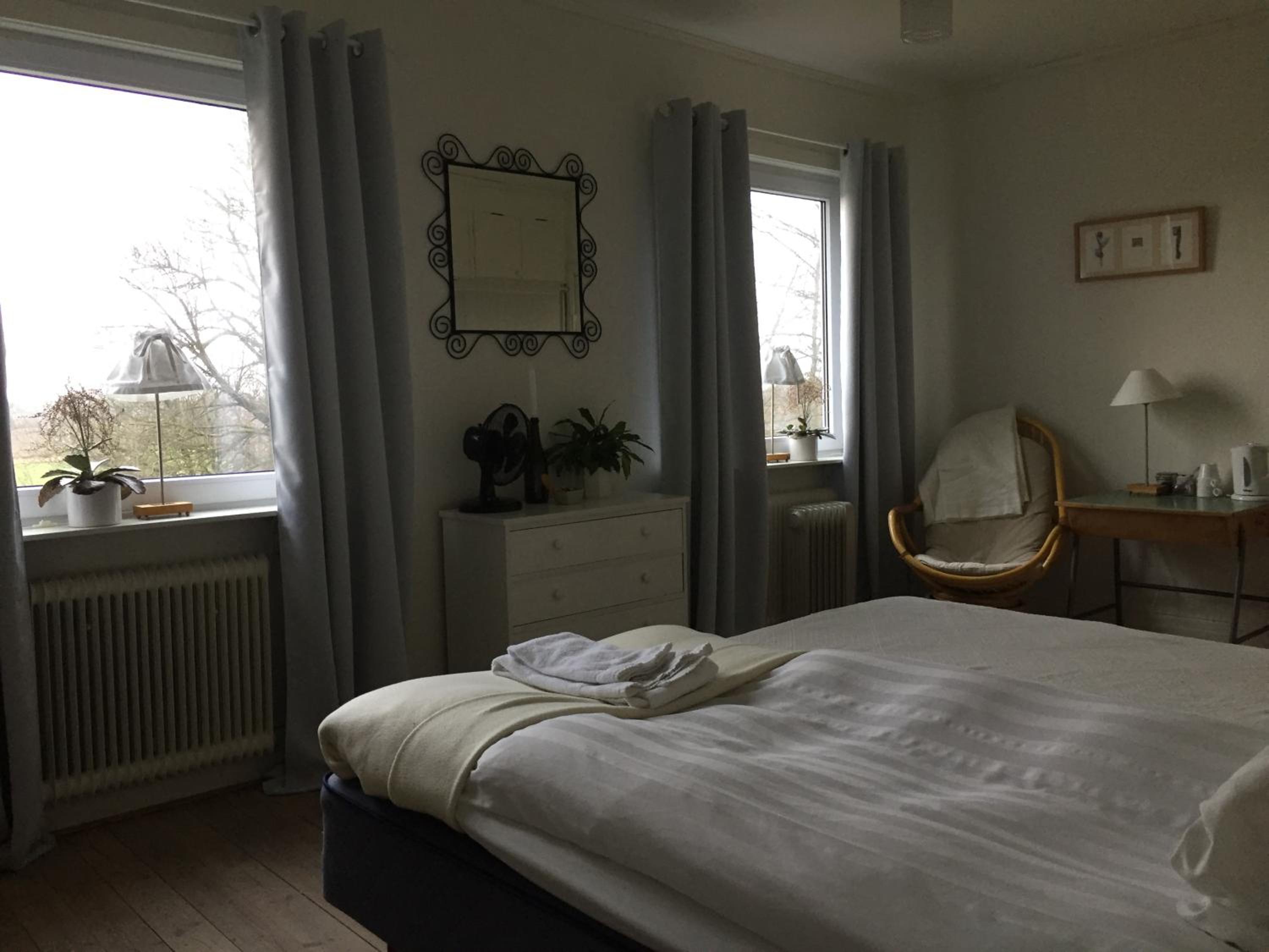 Double Room with Shared Bathroom