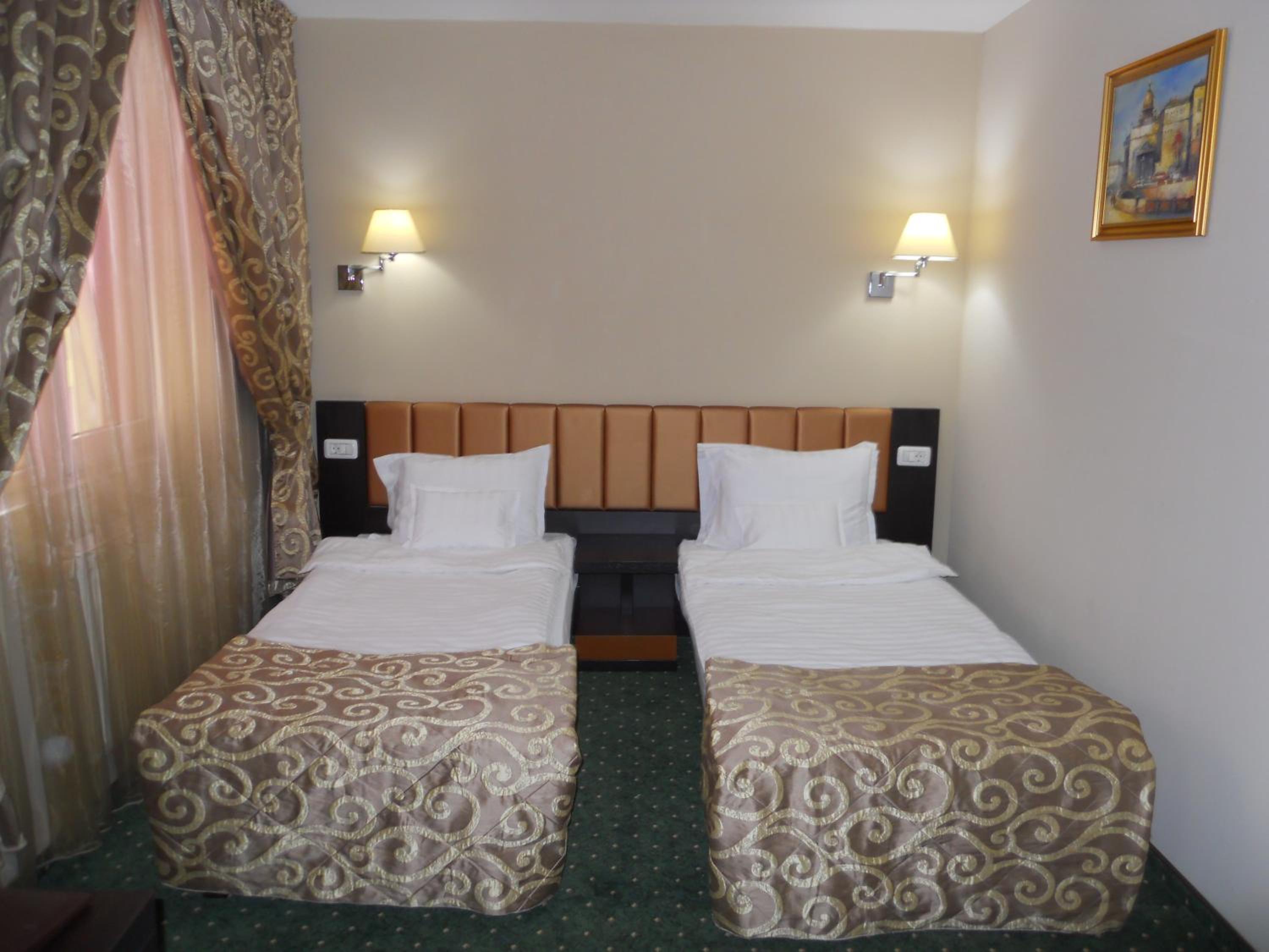 Deluxe Double or Twin Room photo 1