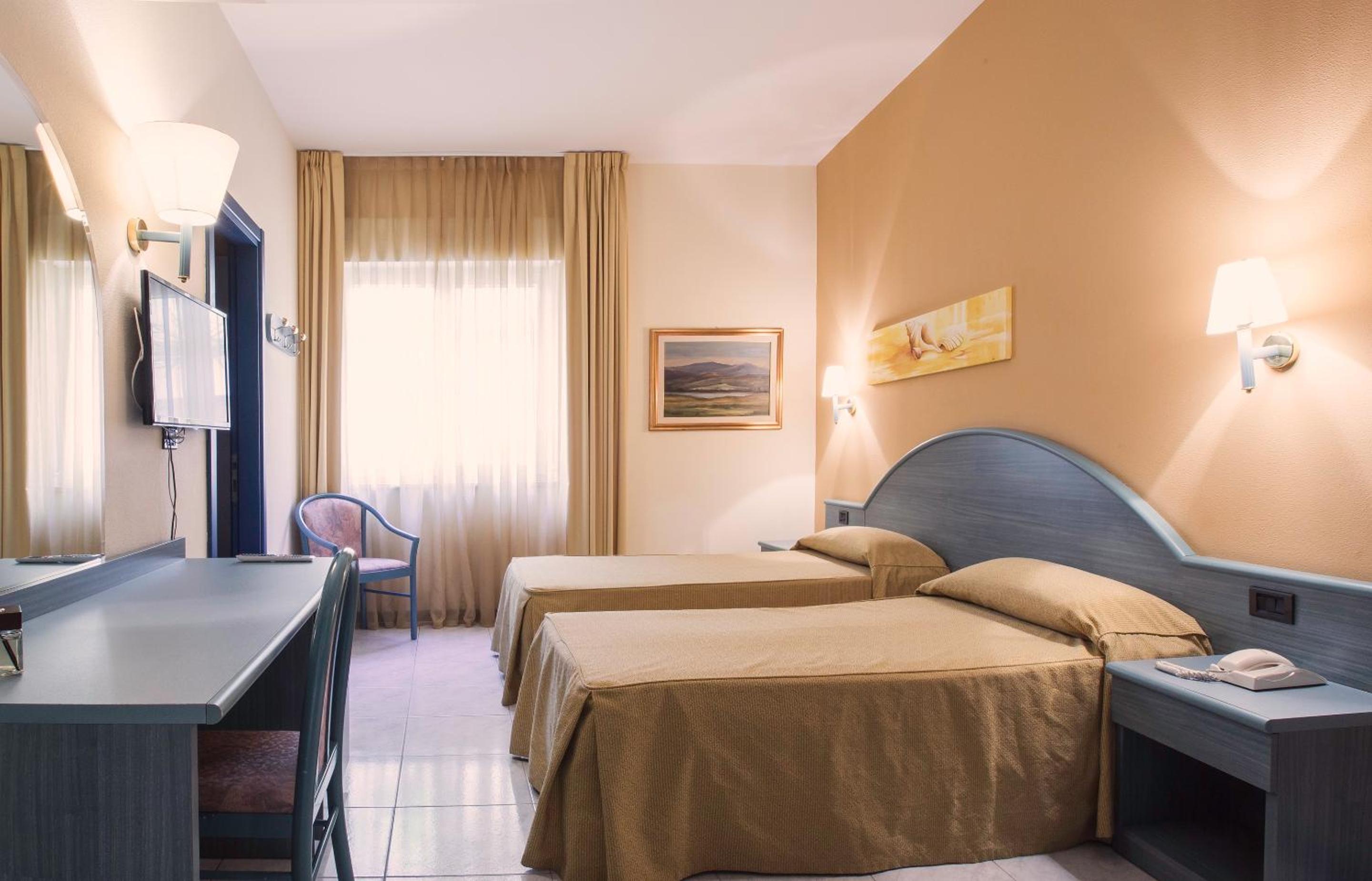 Classic Double Room - Photo 6