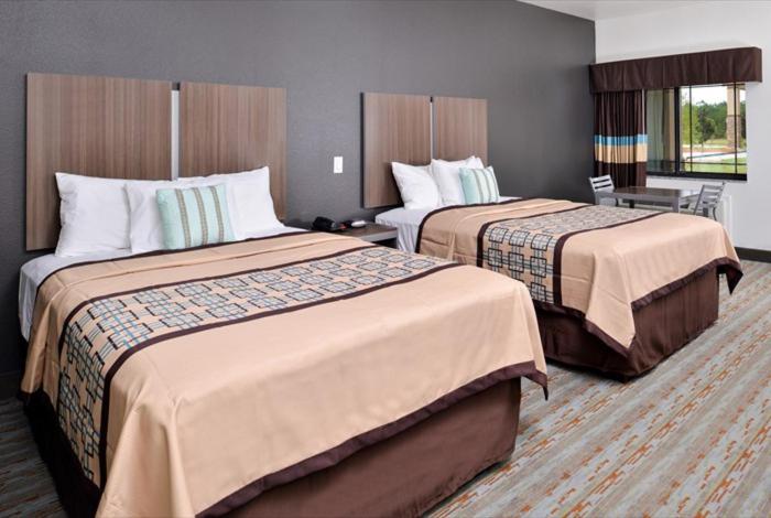 Queen Studio with Two Queen Beds