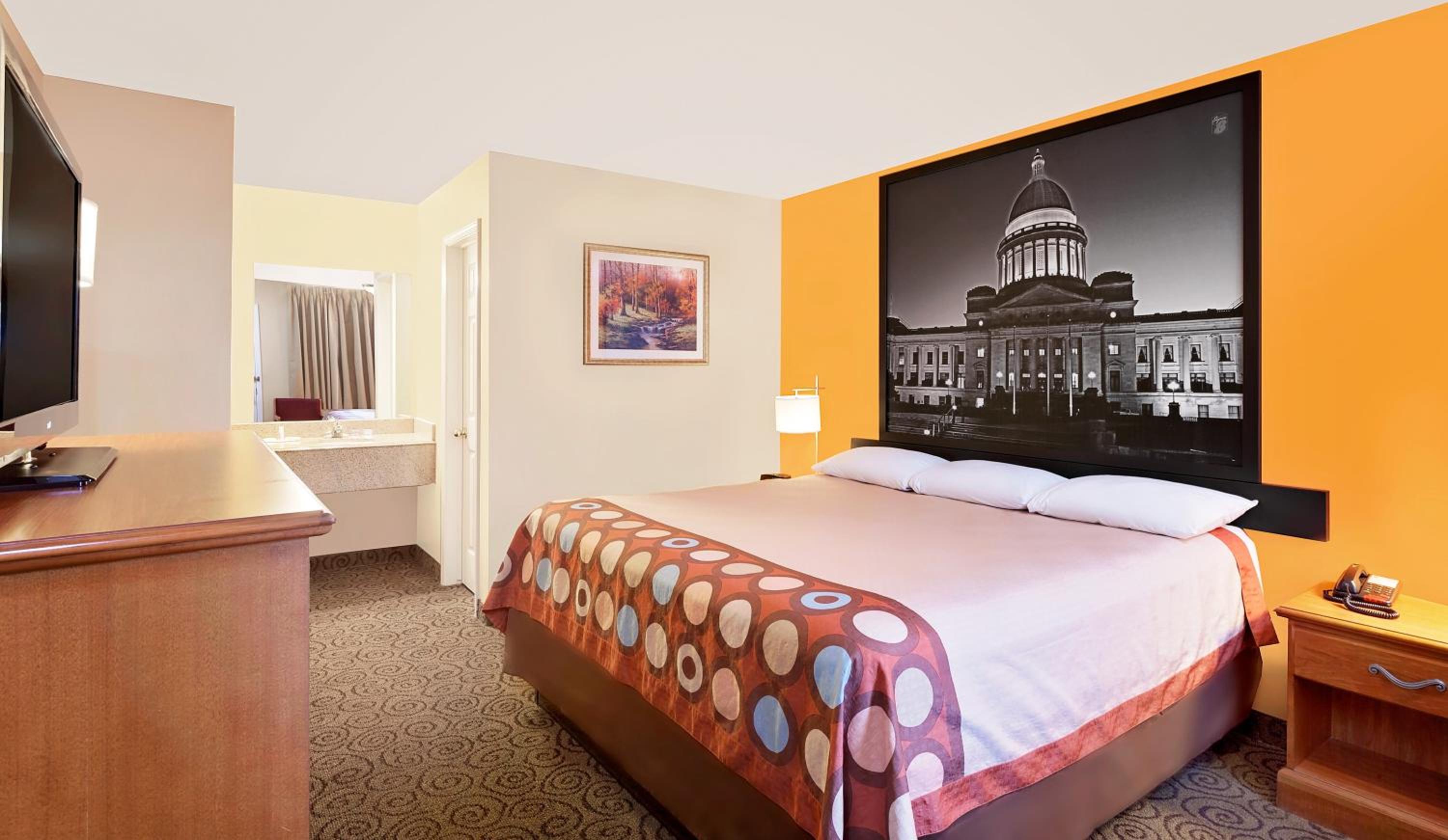 King Room - Non-Smoking - Photo 1