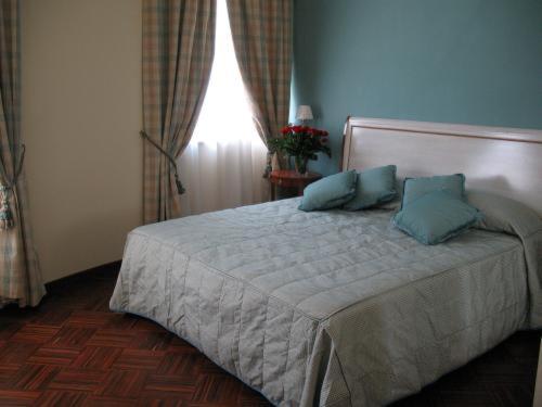 Double Room (1 Adult) - Photo 2