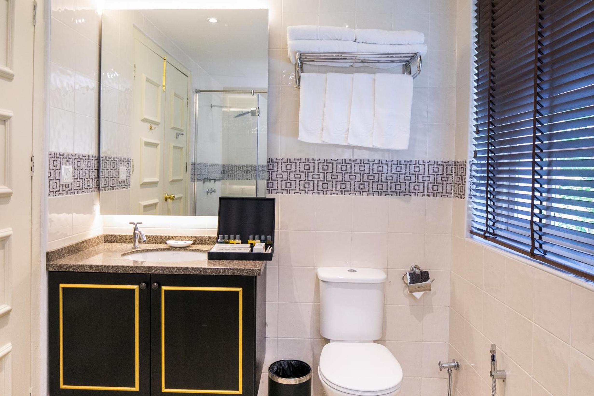 Family Suite - Photo 2