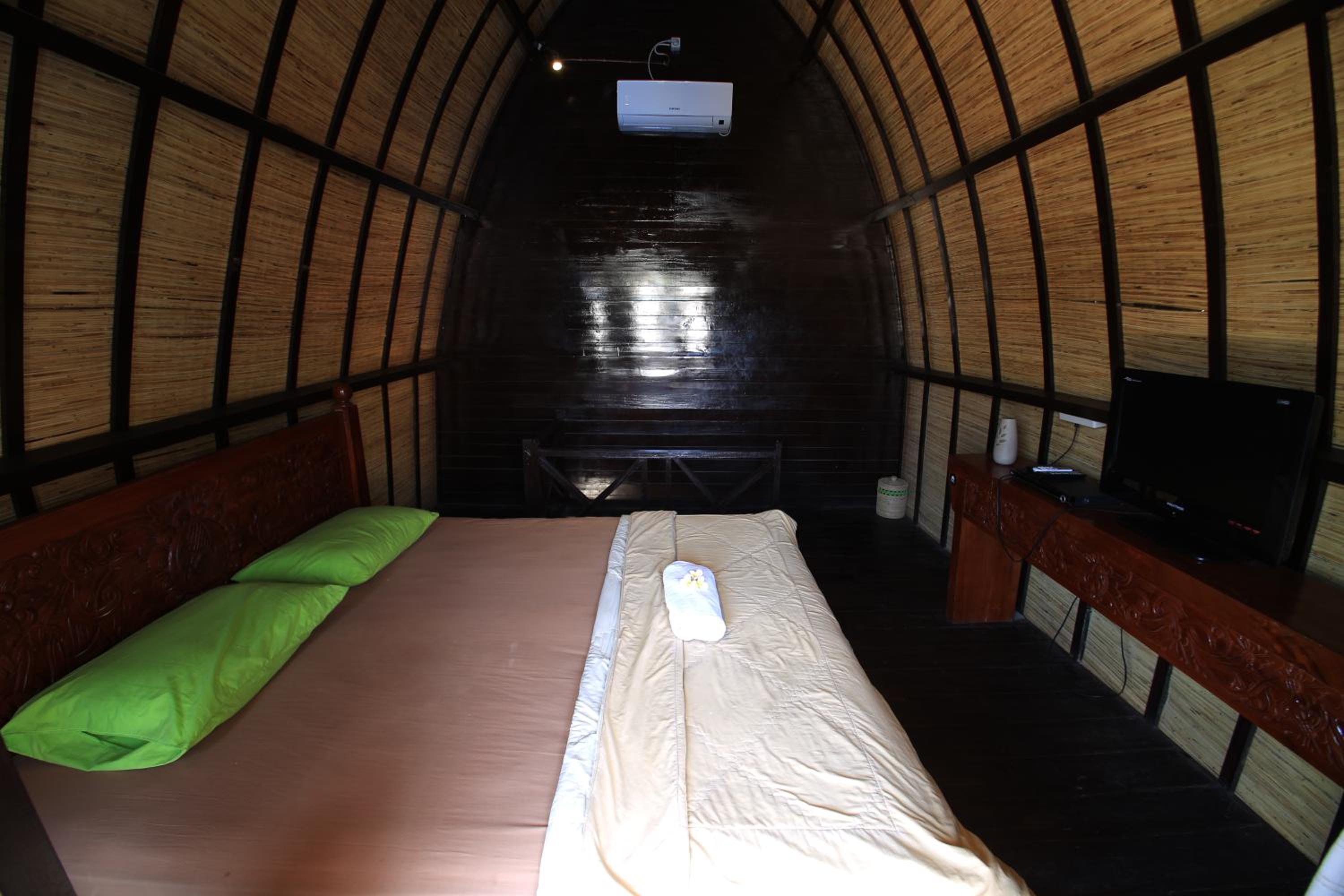 Double Room with Pool View photo 1