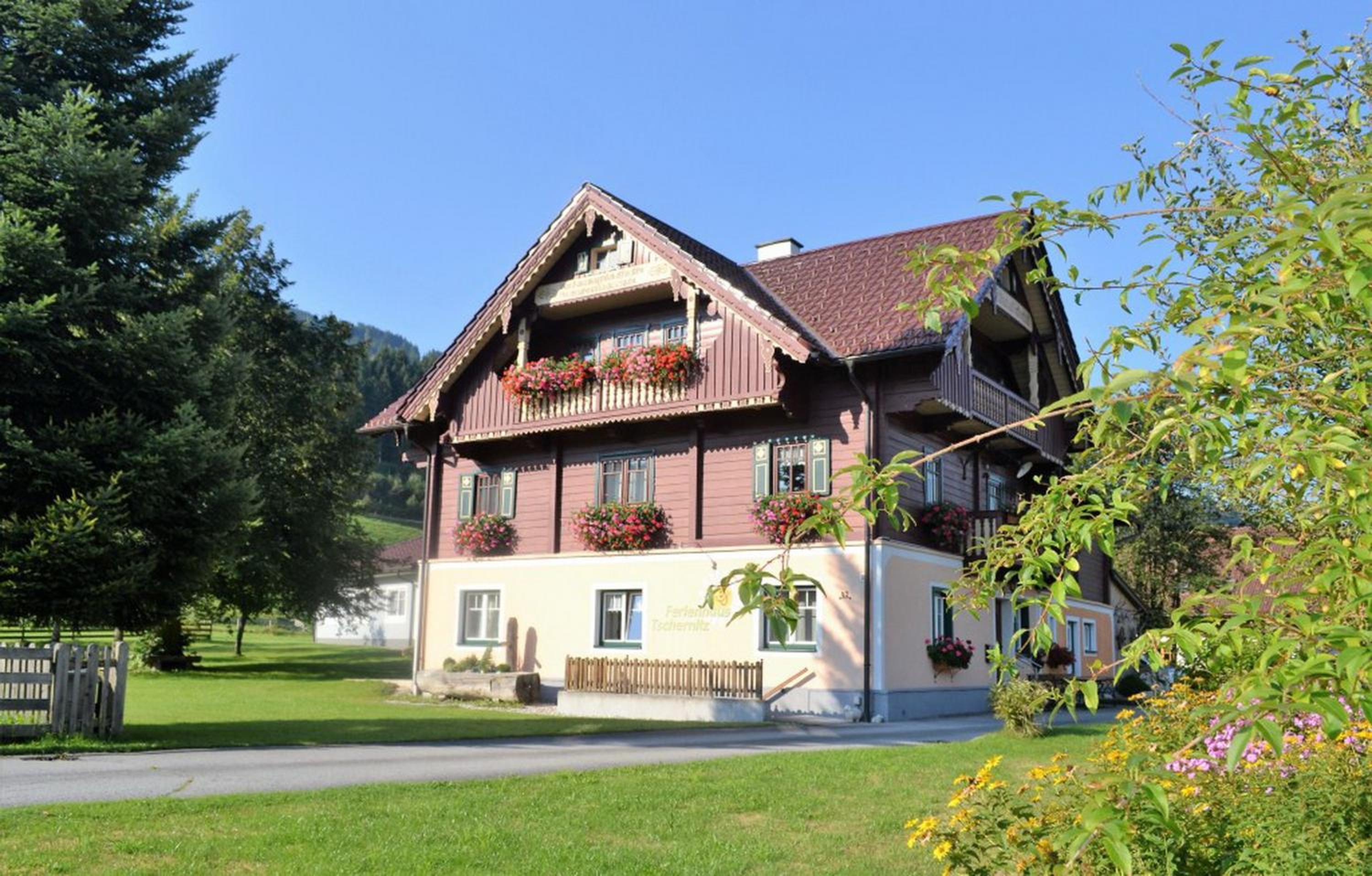 Five-Bedroom Holiday Home photo 3