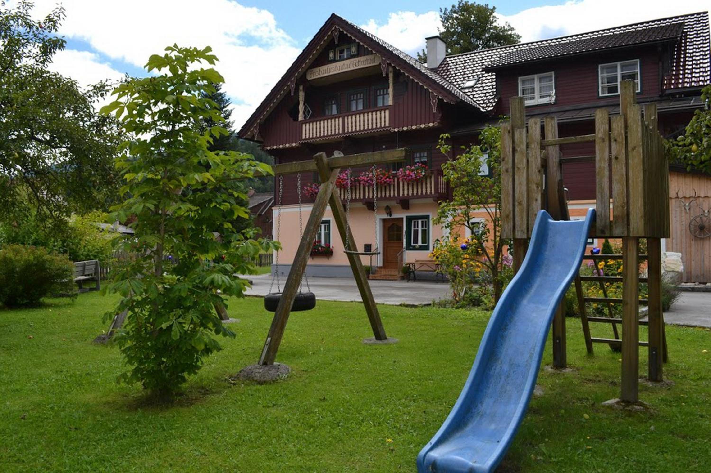 Five-Bedroom Holiday Home photo 2